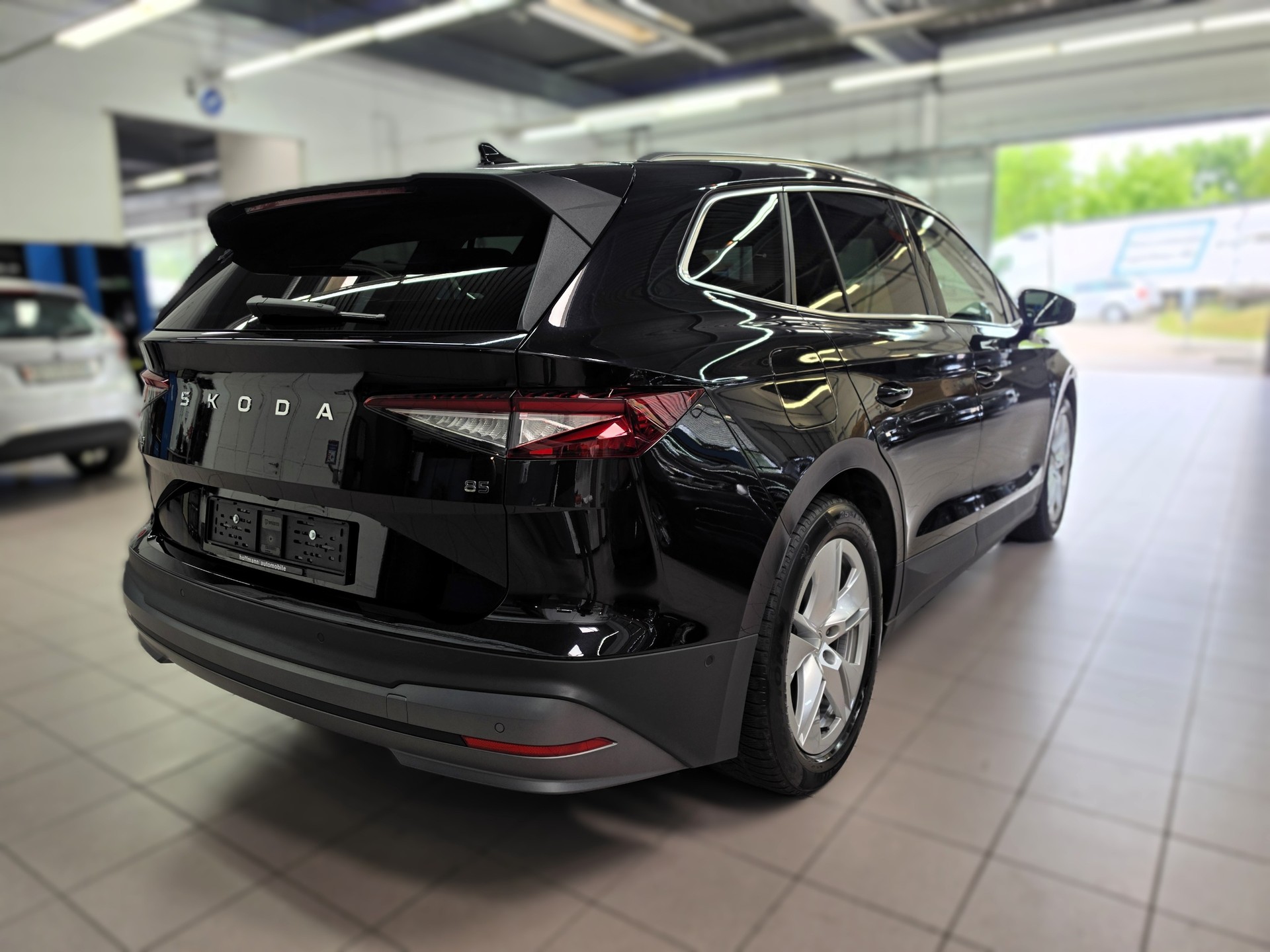 SKODA Enyaq 85-image-4