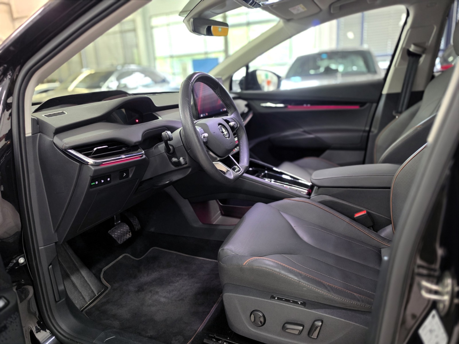SKODA Enyaq 85-image-8