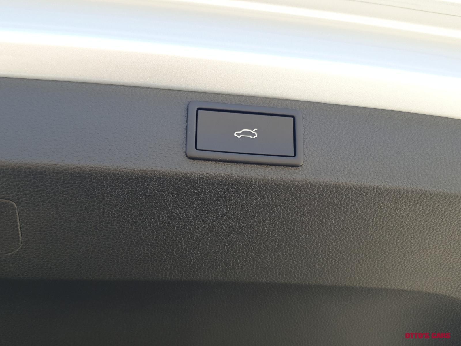 SKODA Karoq 1.5 TSI SportLine DSG *Abstandstempomat*Spurhalte*Totwinkel* 2025-image-8