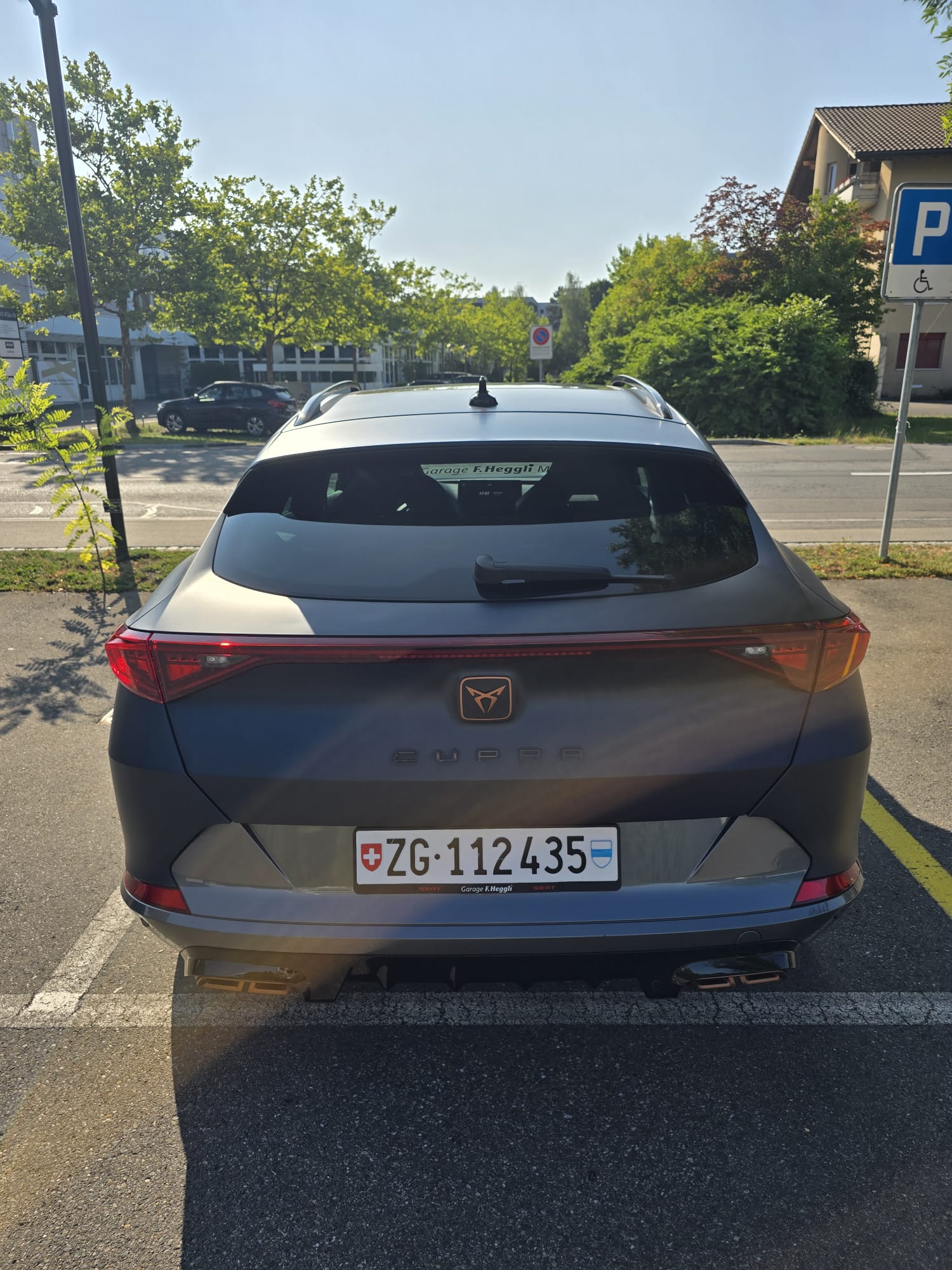 CUPRA 1.4 eHybrid DSG-image-1