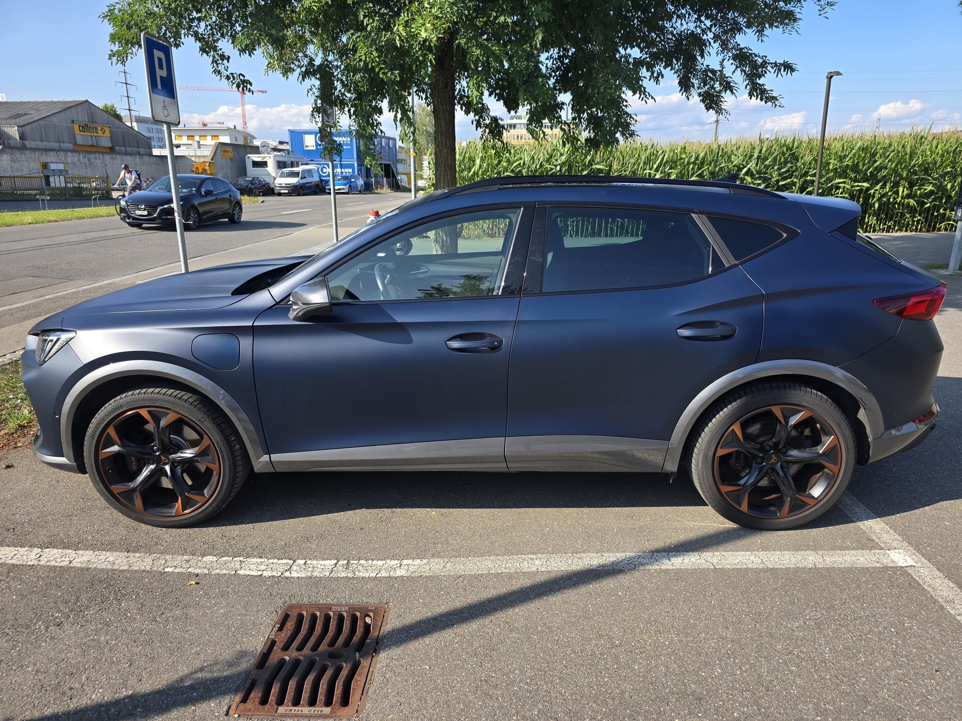 CUPRA 1.4 eHybrid DSG-image-2