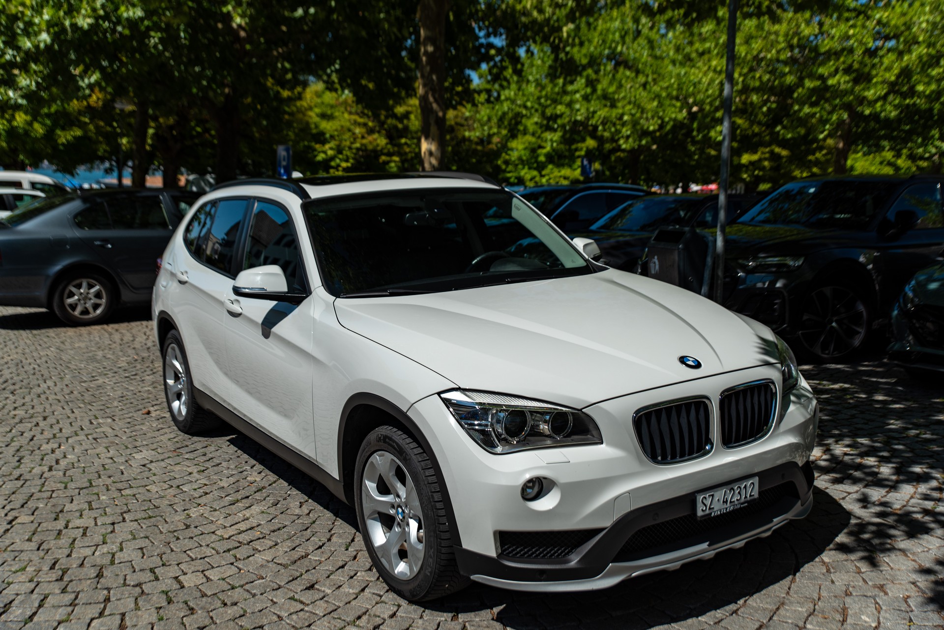 BMW 18d xDrive-image-3