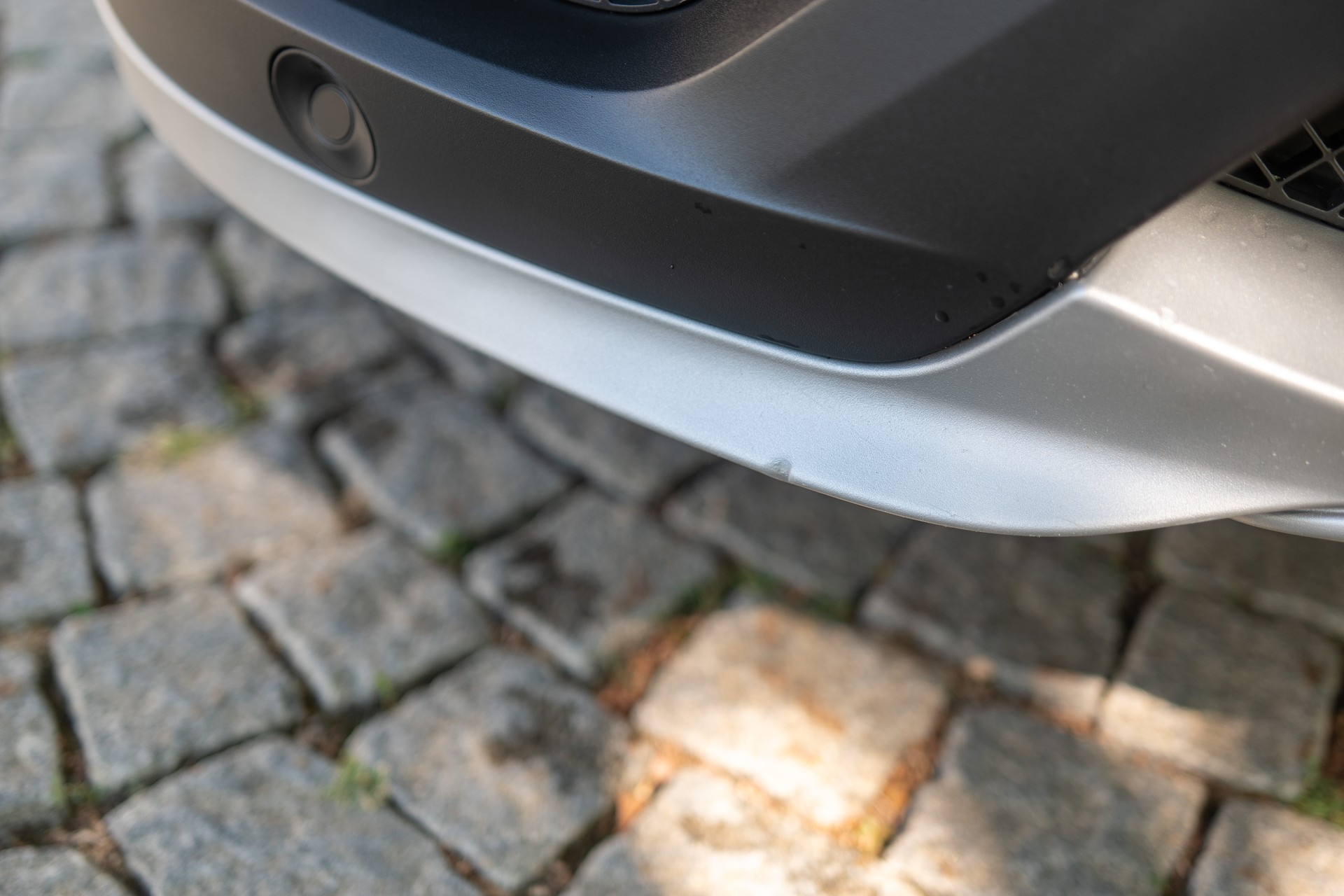 BMW 18d xDrive-image-19