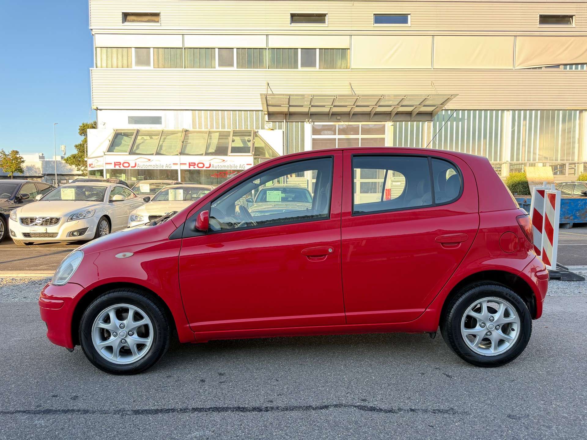 TOYOTA Yaris 1.3 Linea Sol-image-0