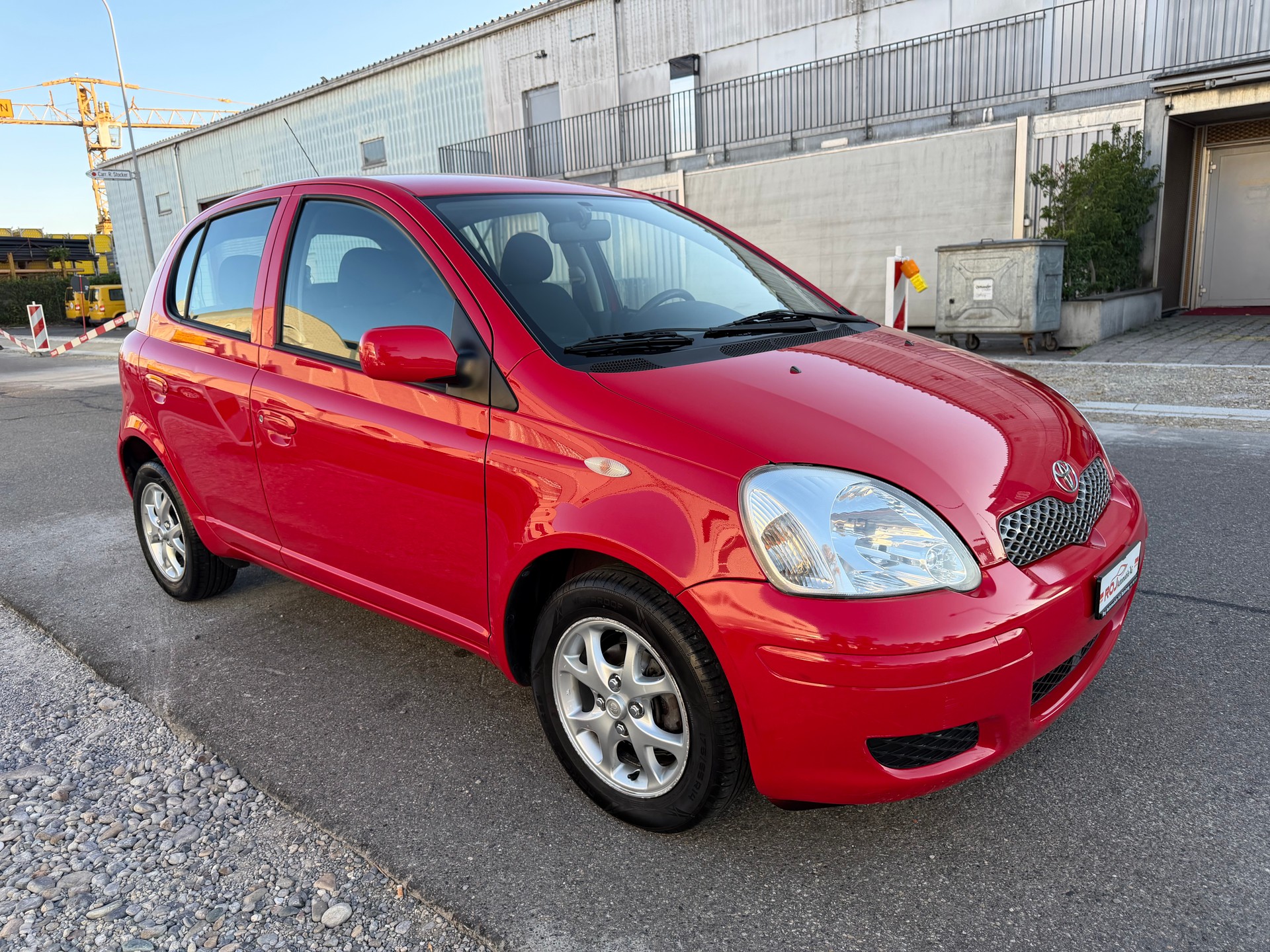 TOYOTA Yaris 1.3 Linea Sol-image-3