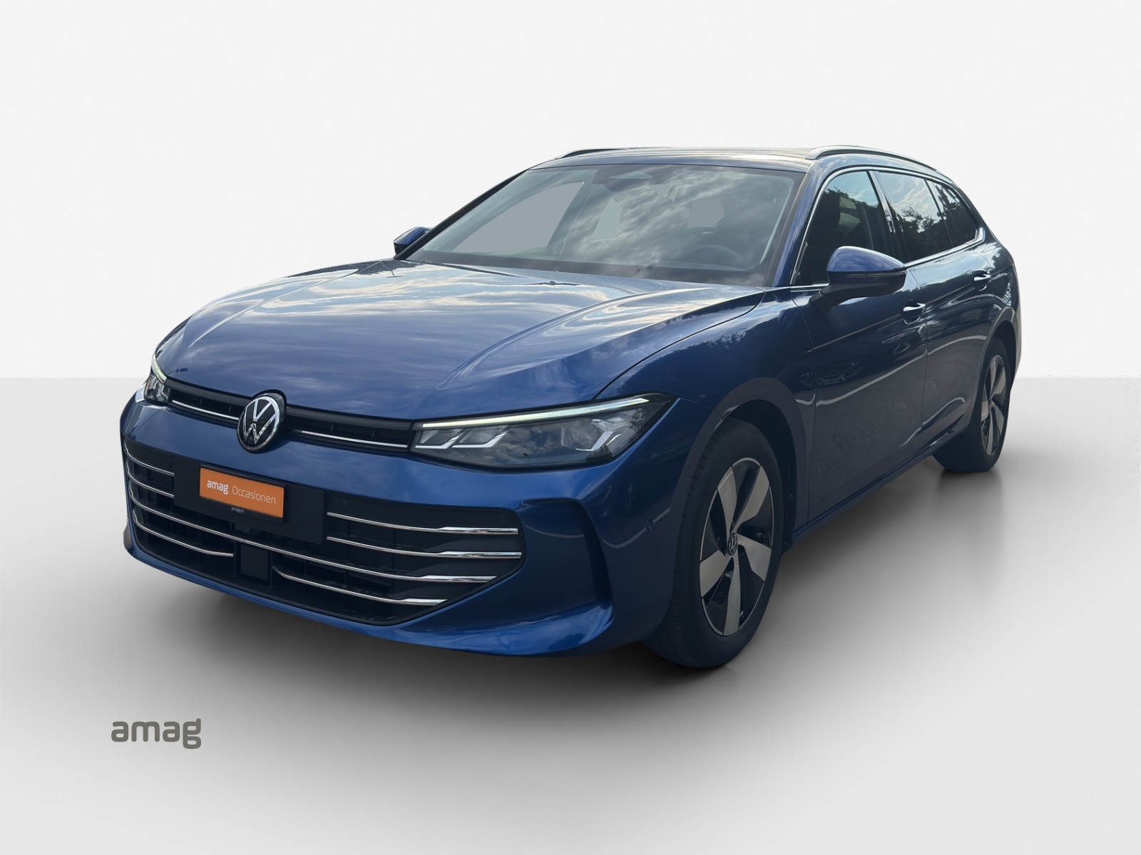 VW Passat Variant 2.0 TDI evo Business 4 Motion DSG-image-0