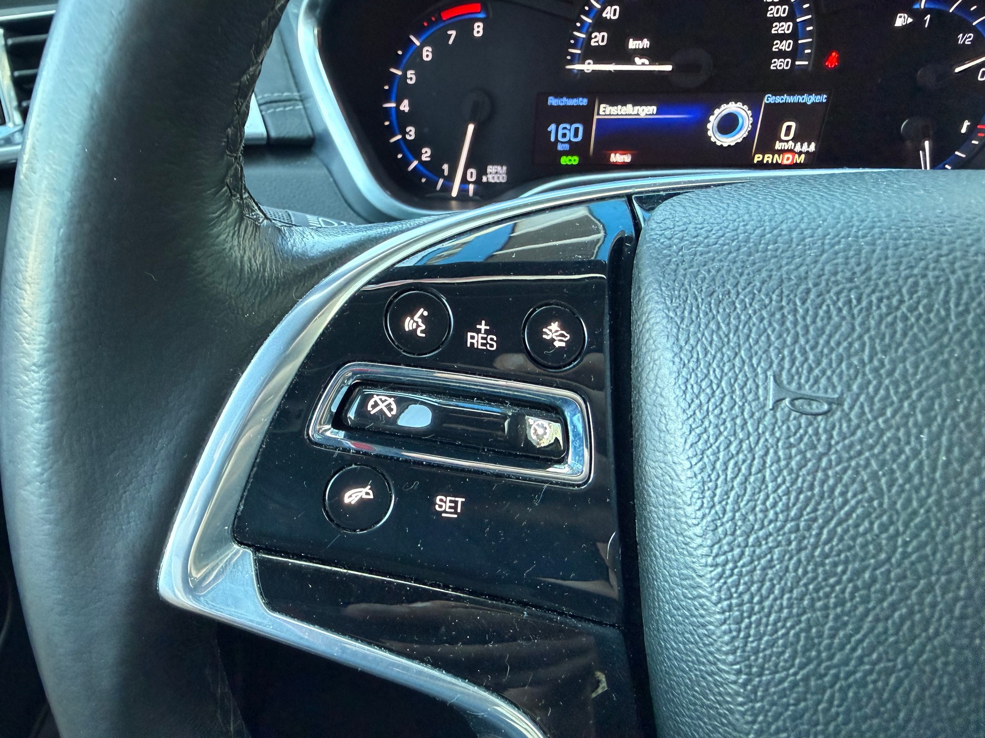 CADILLAC SRX 3.6 V6 Premium 4WD Automatic-image-17