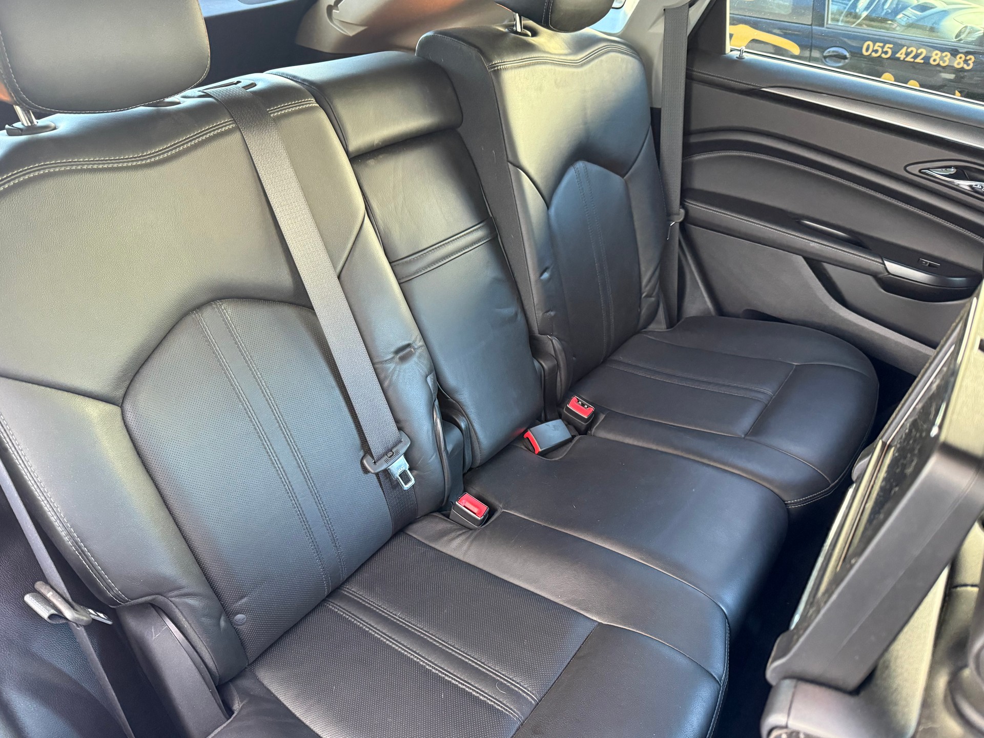 CADILLAC SRX 3.6 V6 Premium 4WD Automatic-image-12