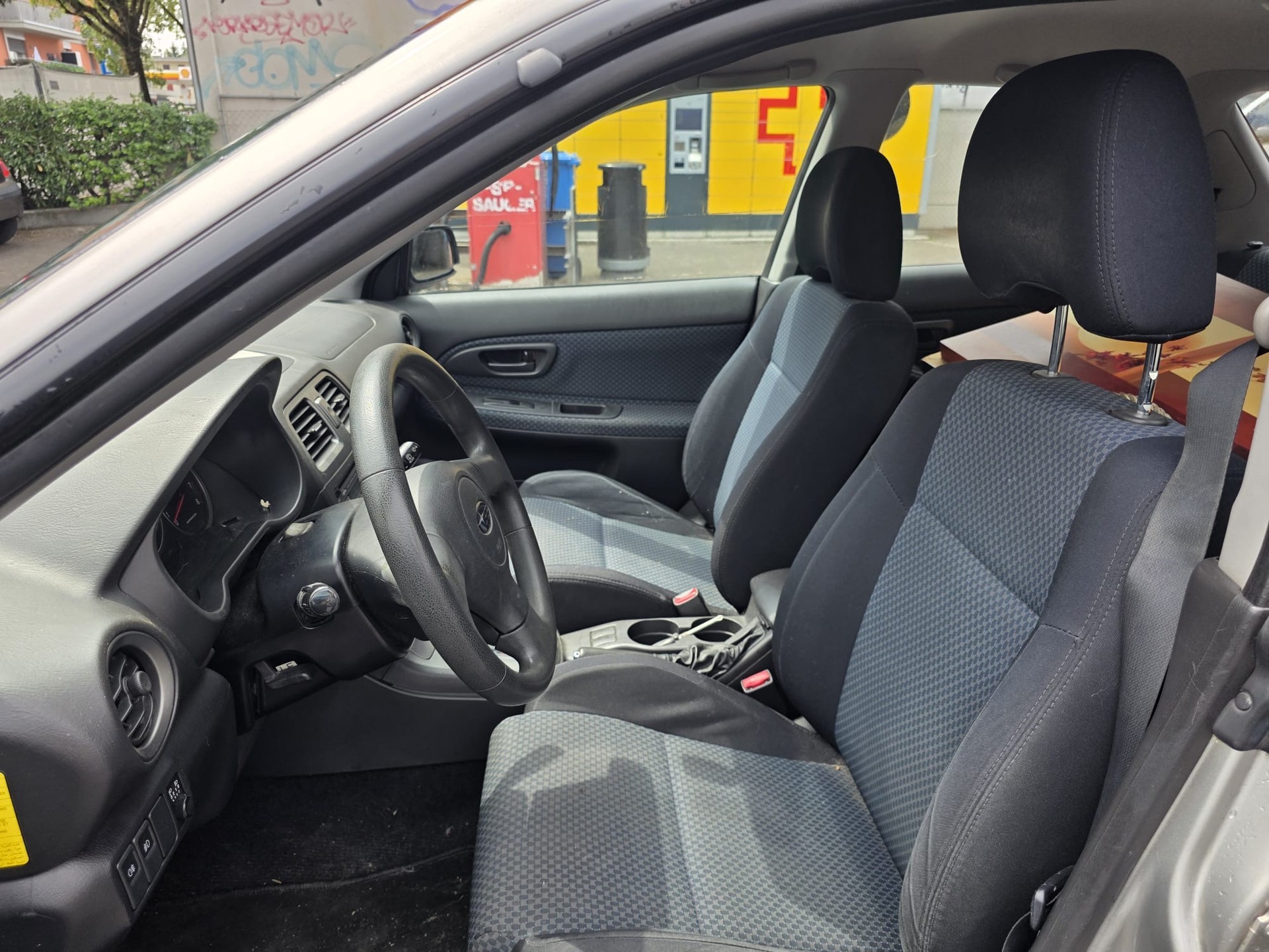 SUBARU Impreza 1.6-image-8