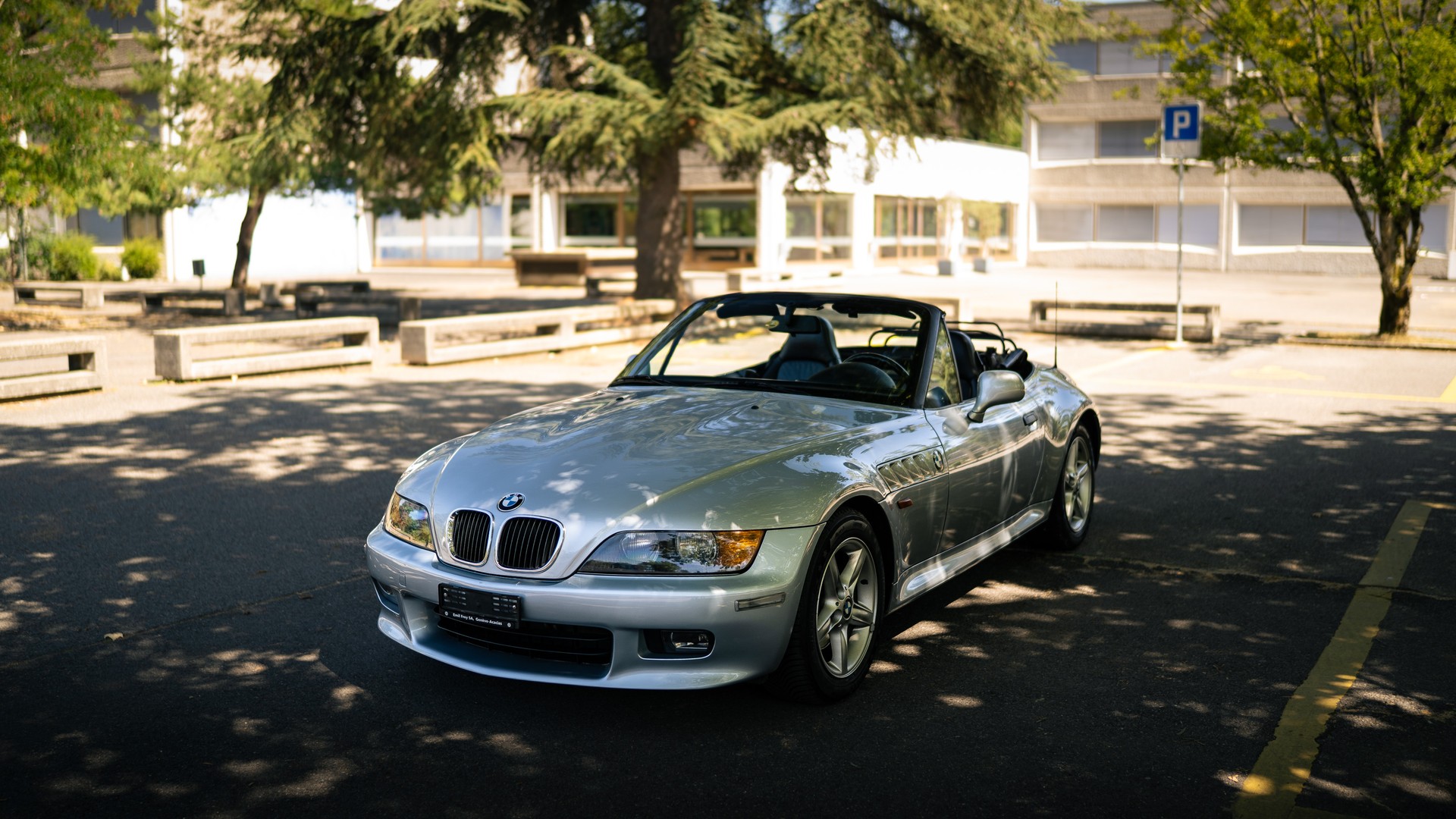 BMW 2.8 Roadster-image-0