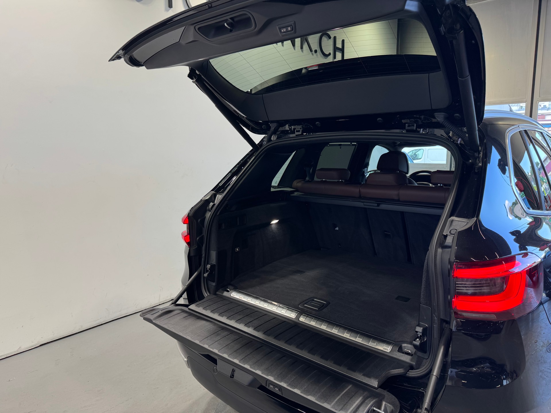 BMW X5 45e xDrive SAG-image-19