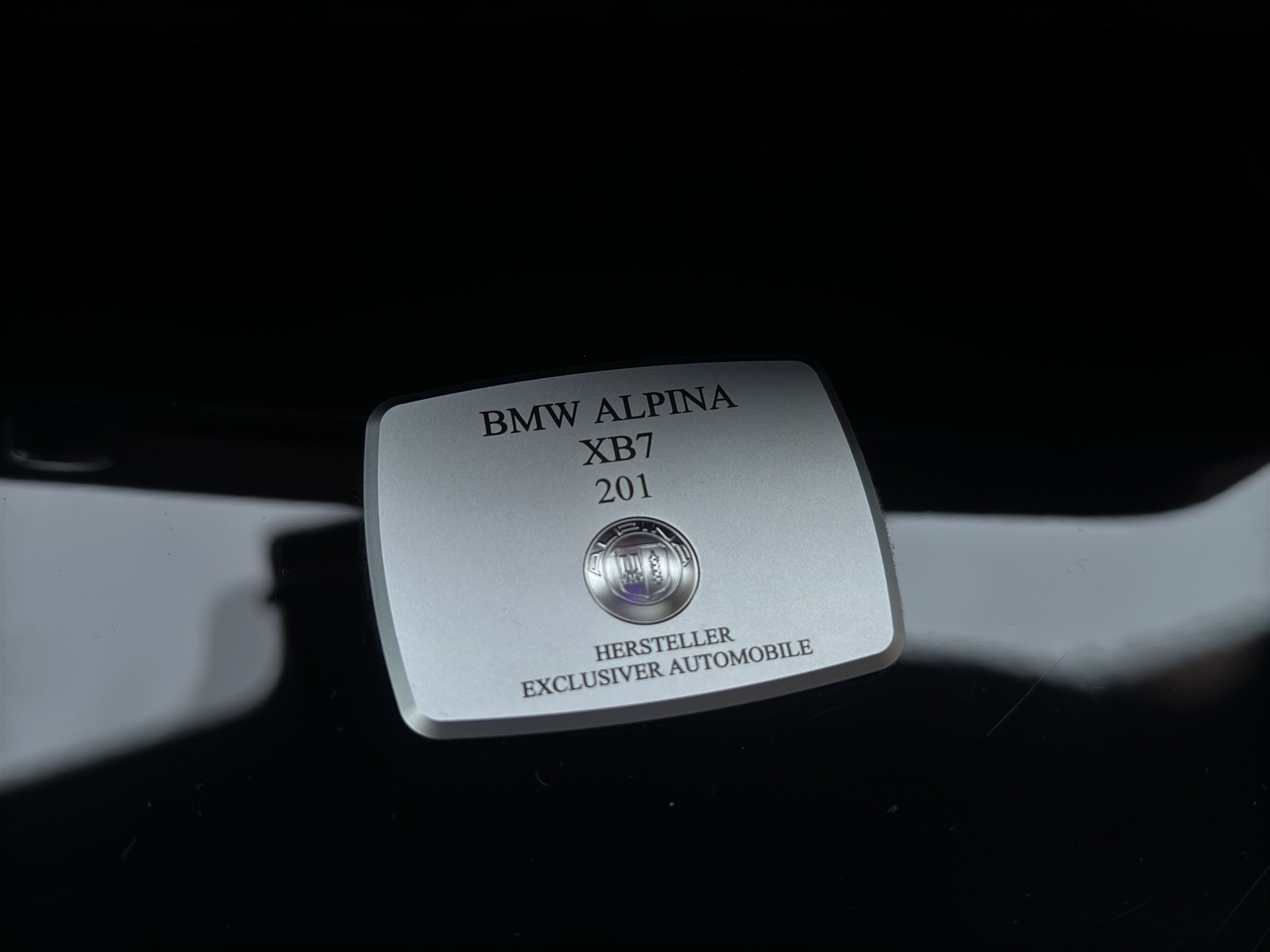 BMW-ALPINA XB 7 4.4 48V Allrad FACELIFT (CH) Servicepaket / AHK / Standheizung-image-24