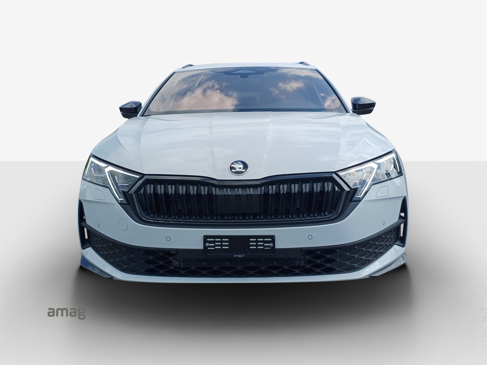 SKODA Octavia Combi 2.0 TSI DSG Dynamic 4x4-image-6
