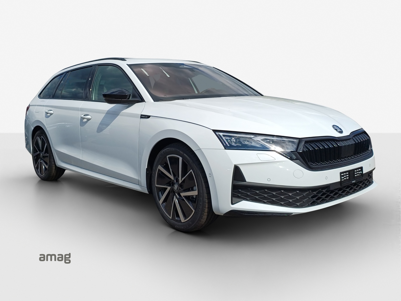 SKODA Octavia Combi 2.0 TSI DSG Dynamic 4x4-image-5