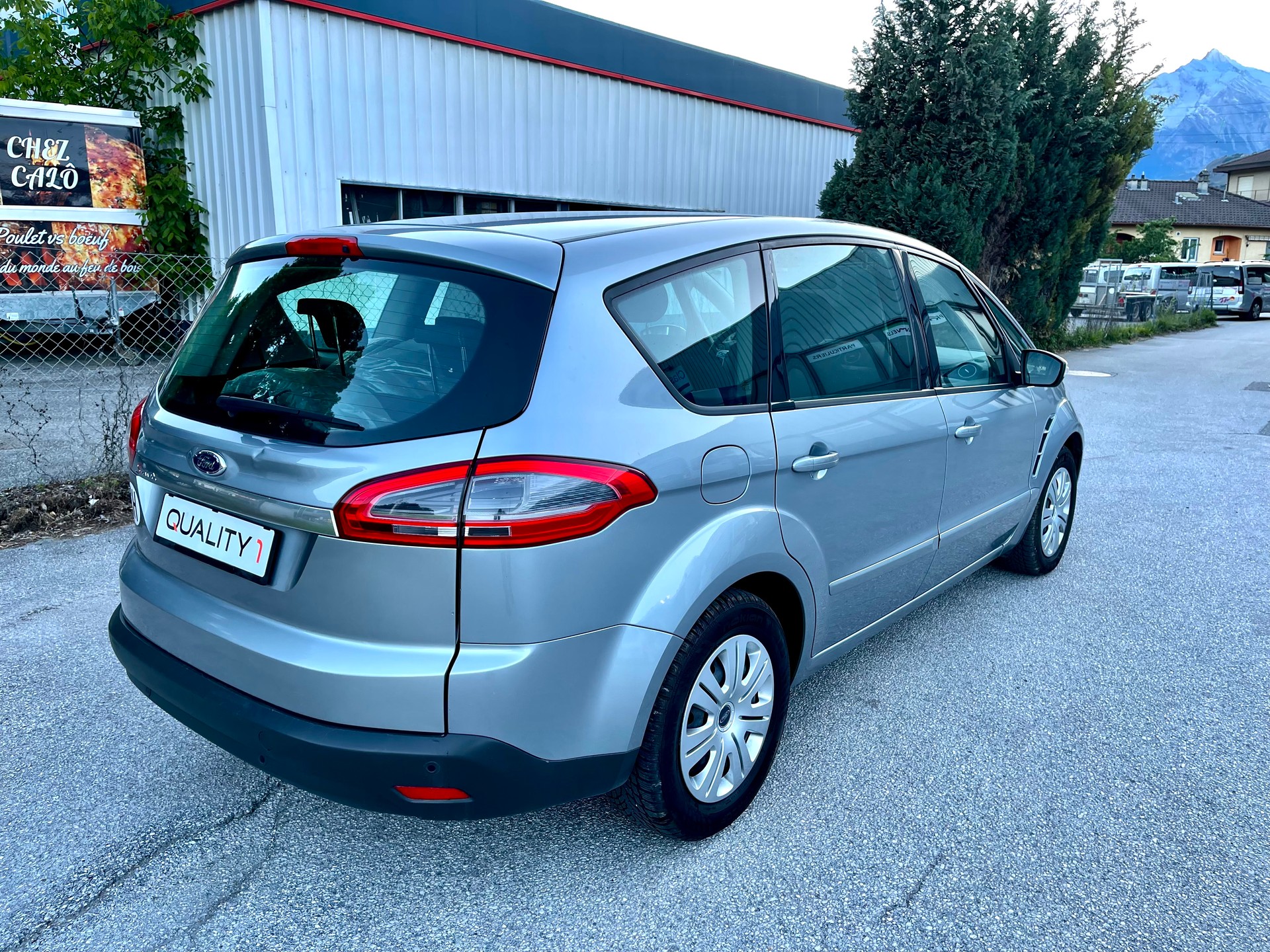 FORD S-Max 2.0i Titanium-image-13