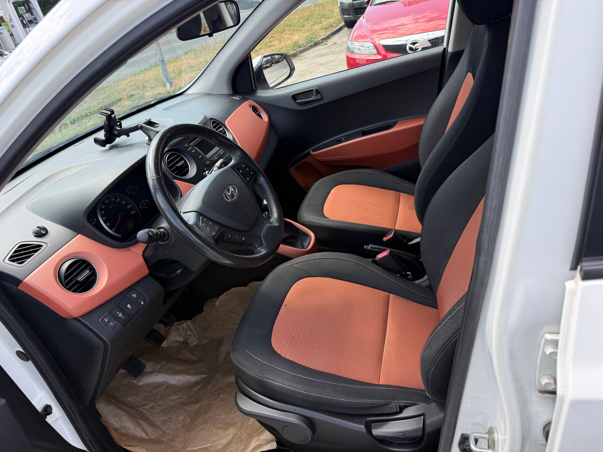 HYUNDAI i10 1.2 Amplia-image-7