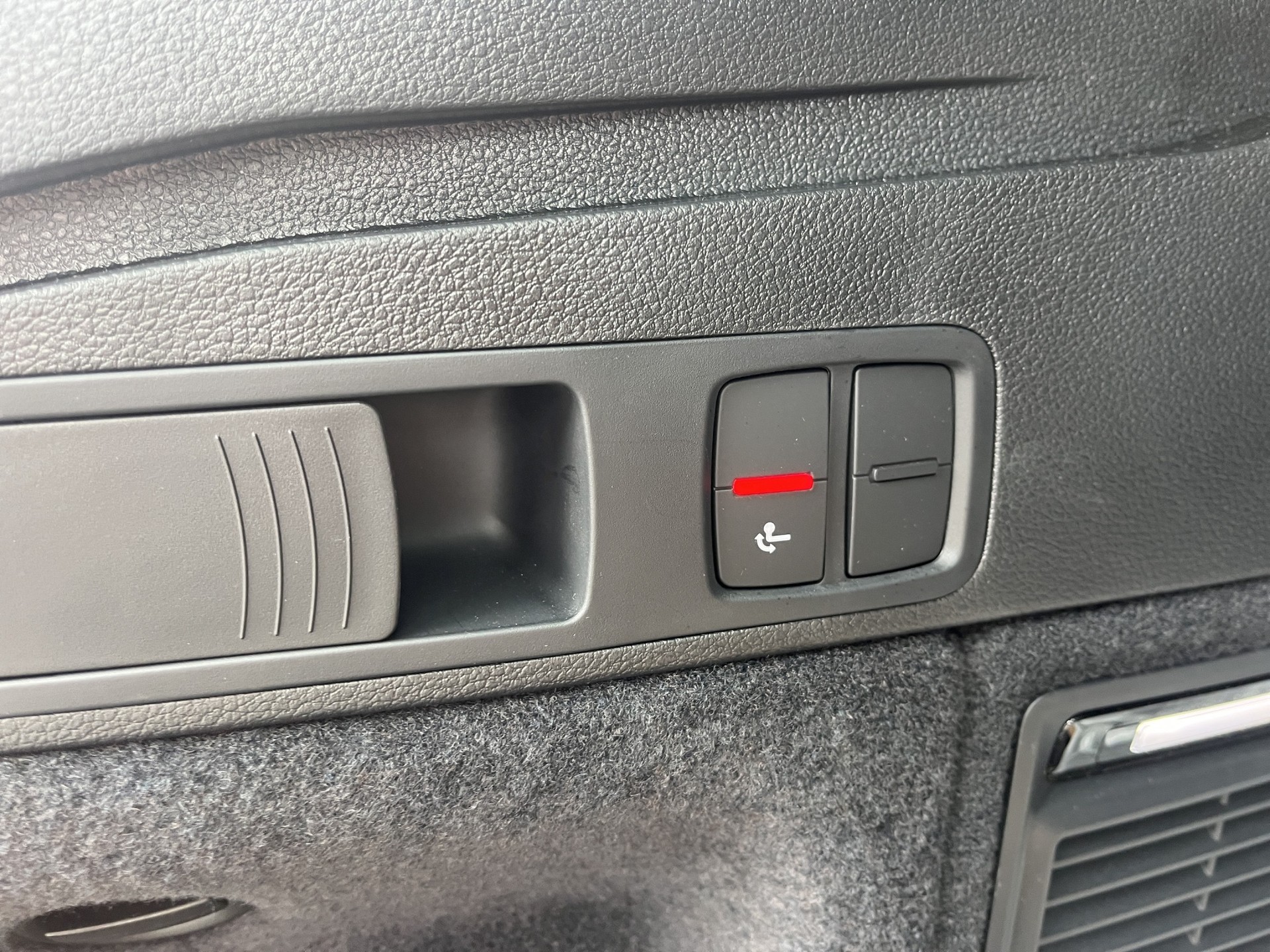 AUDI Q5 50 TFSI e PHEV advanced quattro S-tronic*Standheizung/Kühlung, AHK, B&O Sound, Lenkradheizung, 21"Alu, (5-Jahre Garantie)-image-17