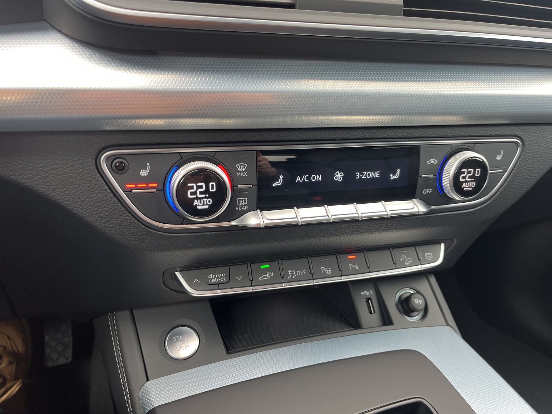 AUDI Q5 50 TFSI e PHEV advanced quattro S-tronic*Standheizung/Kühlung, AHK, B&O Sound, Lenkradheizung, 21"Alu, (5-Jahre Garantie)-image-23