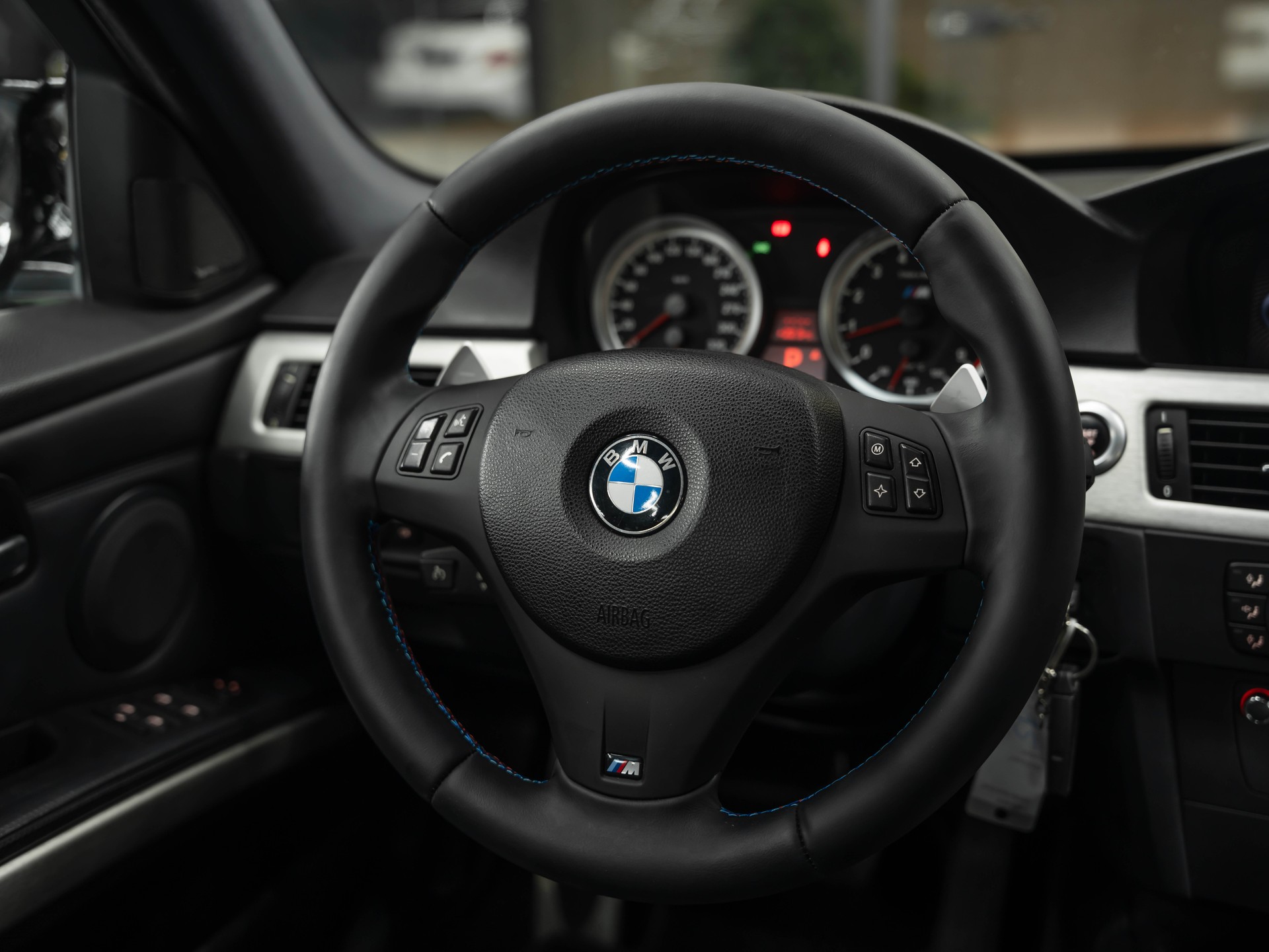 BMW M3 Limousine DSG-image-15