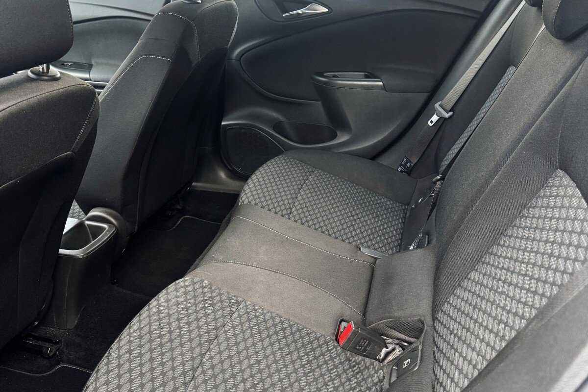 OPEL Astra 1.0i Turbo Dynamic-image-13
