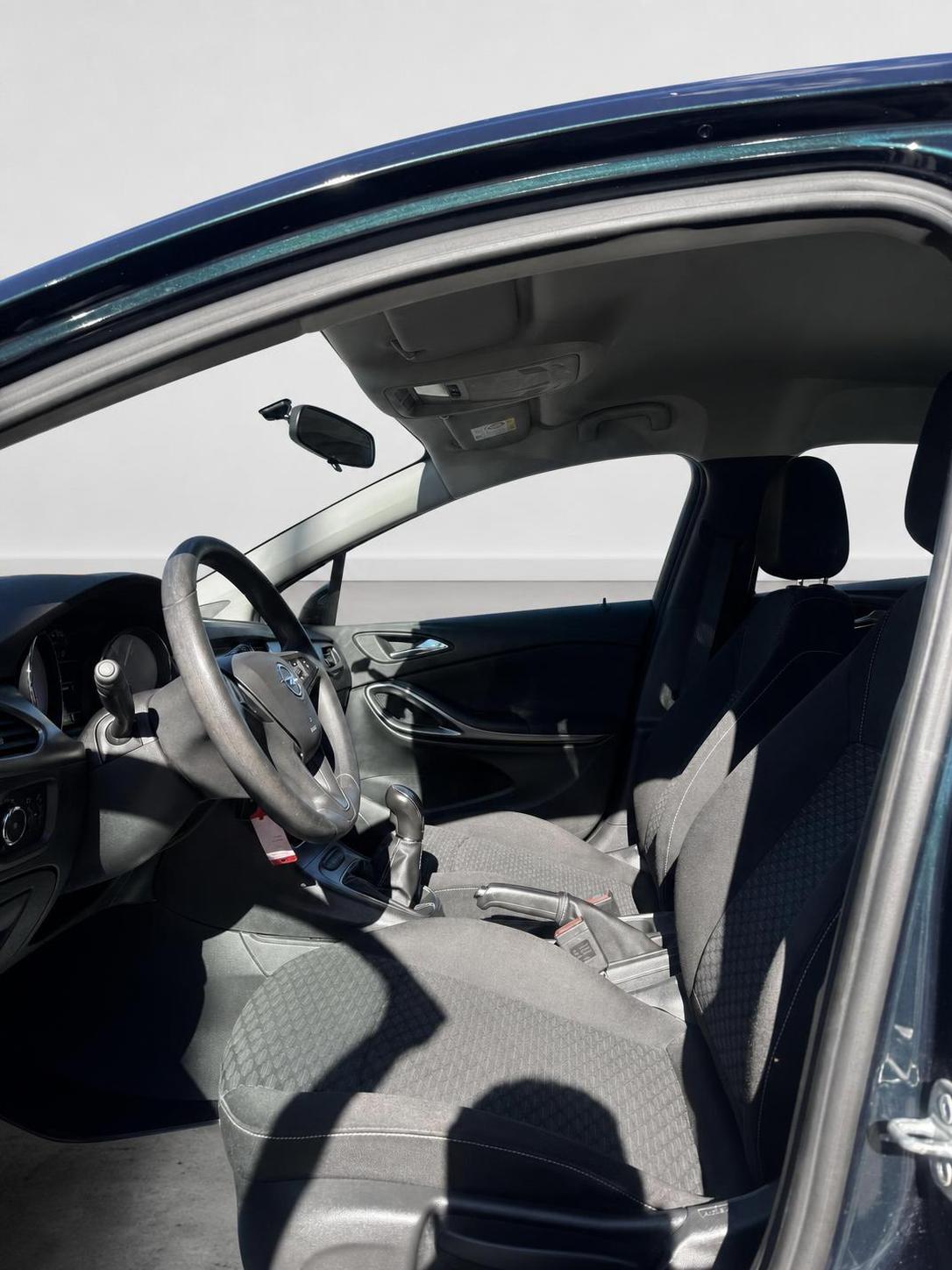 OPEL Astra 1.0i Turbo Dynamic 12 Monate Garantie-image-9