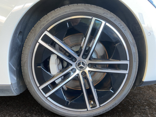 MERCEDES-BENZ EQE 350 4 Matic-image-7
