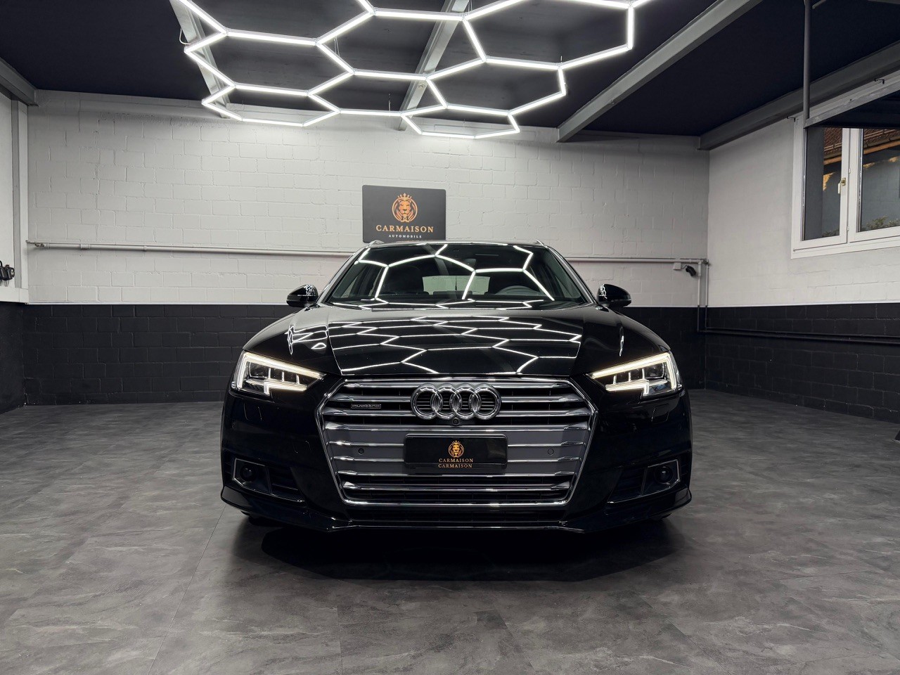 AUDI A4 Avant 3.0 TDI Sport S Line quattro | S-Line | 360° Kamera | Anhängerkupplung | Schiebedach-image-1