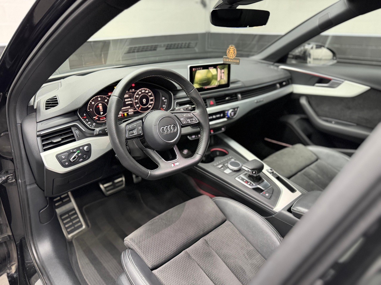 AUDI A4 Avant 3.0 TDI Sport S Line quattro | S-Line | 360° Kamera | Anhängerkupplung | Schiebedach-image-14