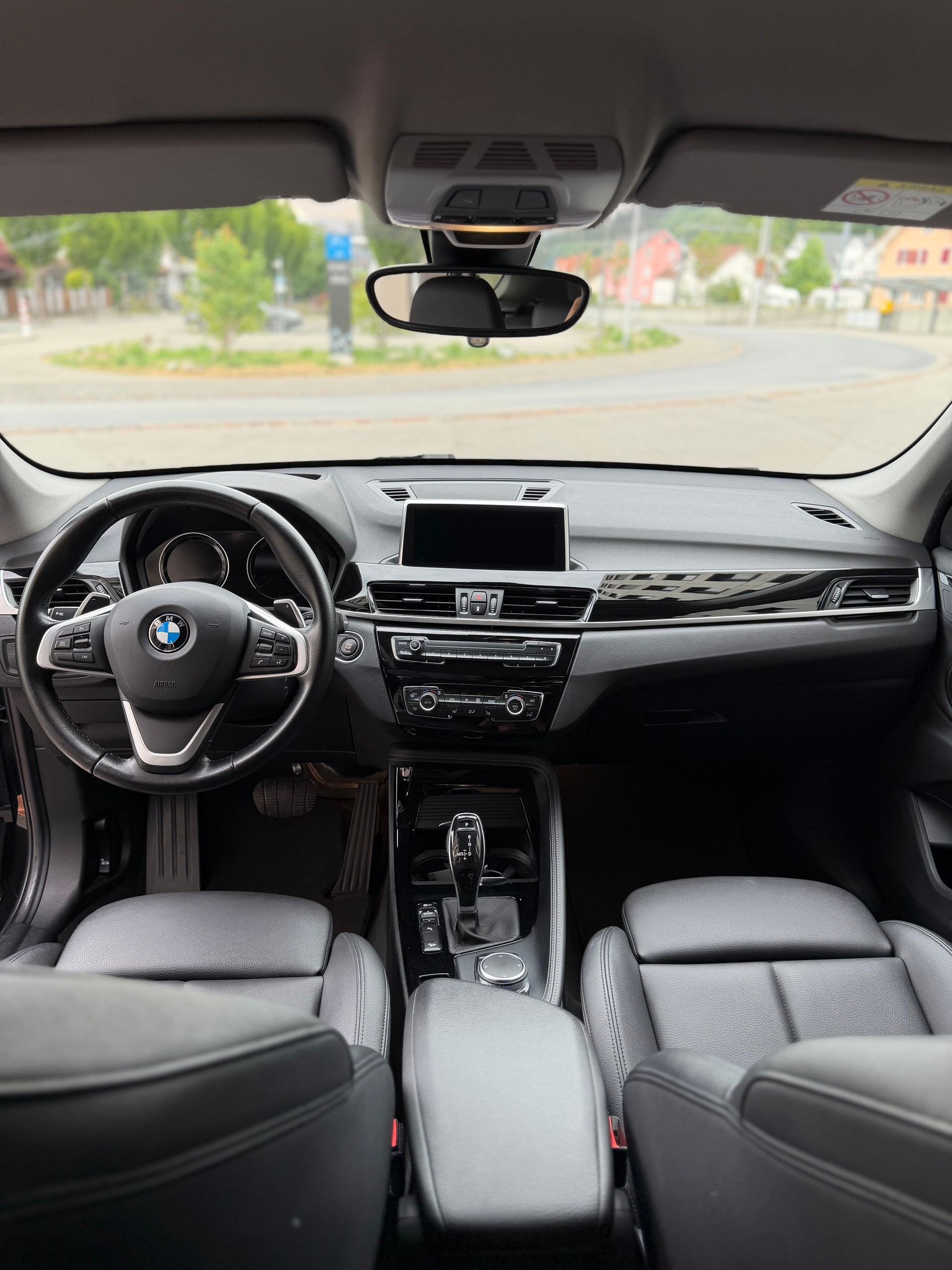 BMW X1 xDrive 18d Steptronic-image-10