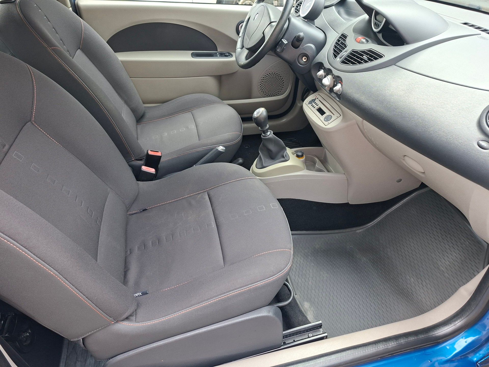 RENAULT Twingo 1.2 16V Dynamique-image-7