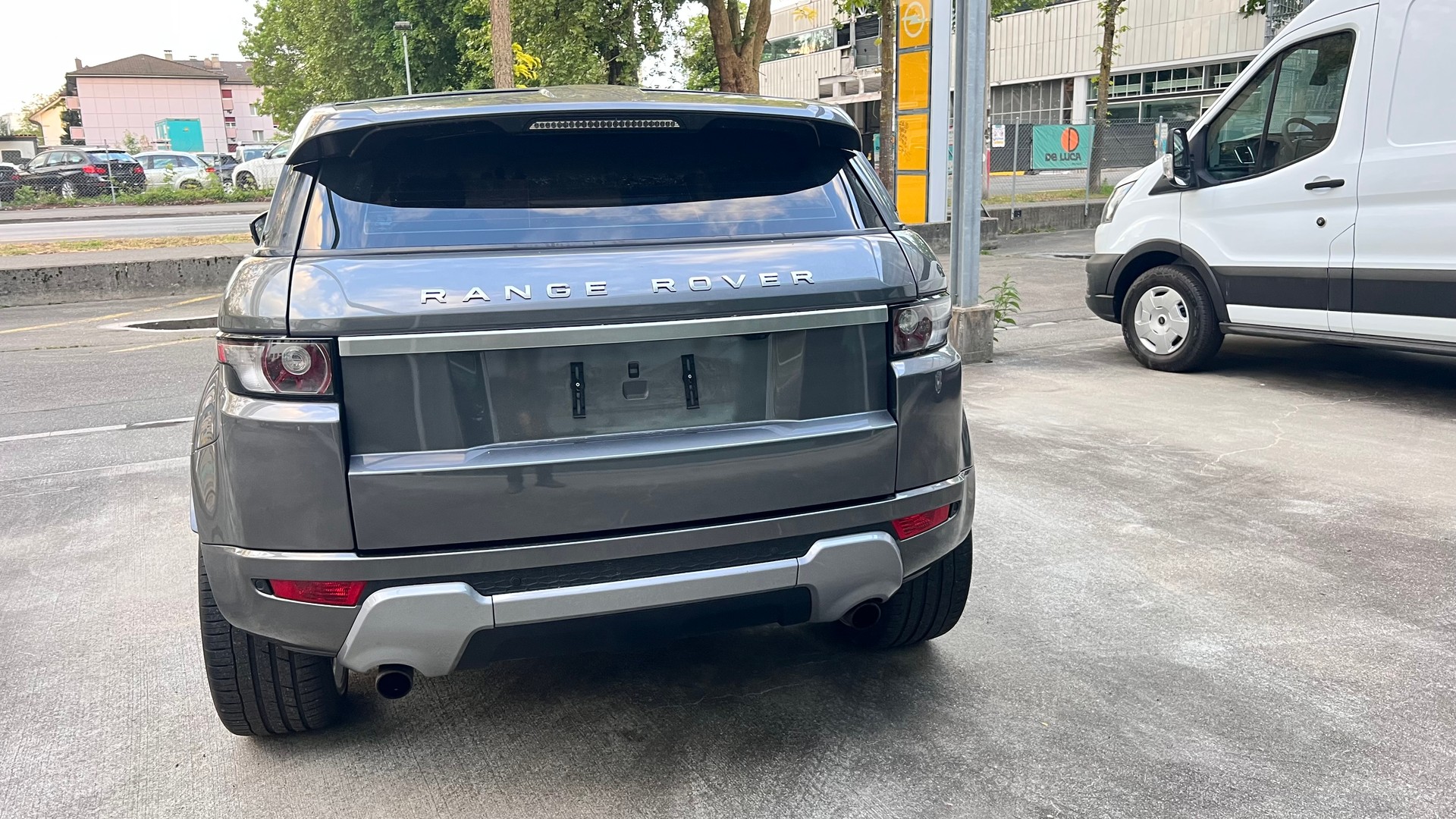 LAND ROVER Range Rover Evoque 2.0 Si4 Prestige AT9-image-2