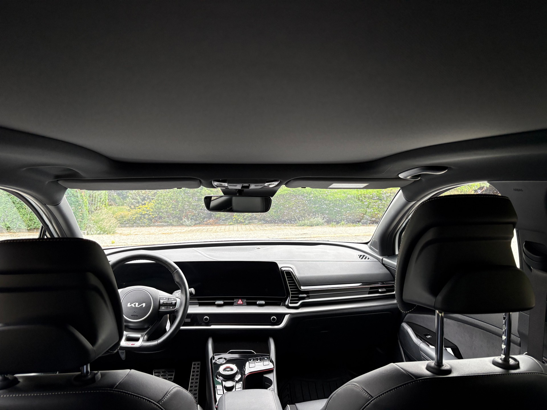 KIA 1.6 T-GDi Hybrid GT-Line-image-4