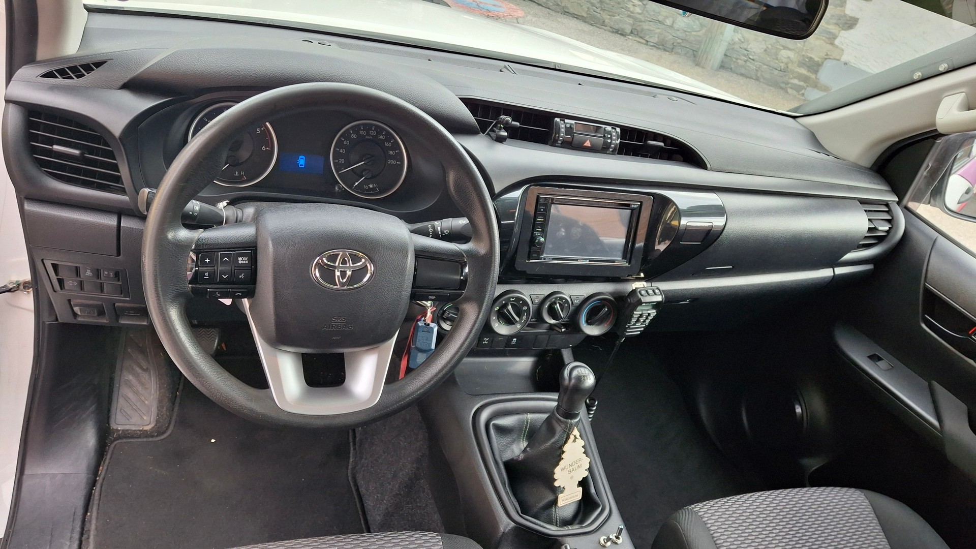 TOYOTA 2.4 D-4D 150 Comfort-image-4