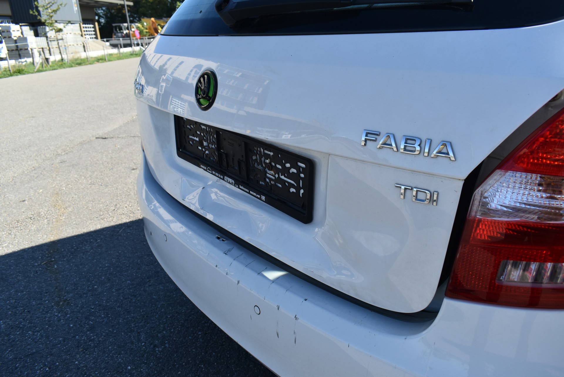 SKODA Fabia 1.6 TDI Elegance-image-8