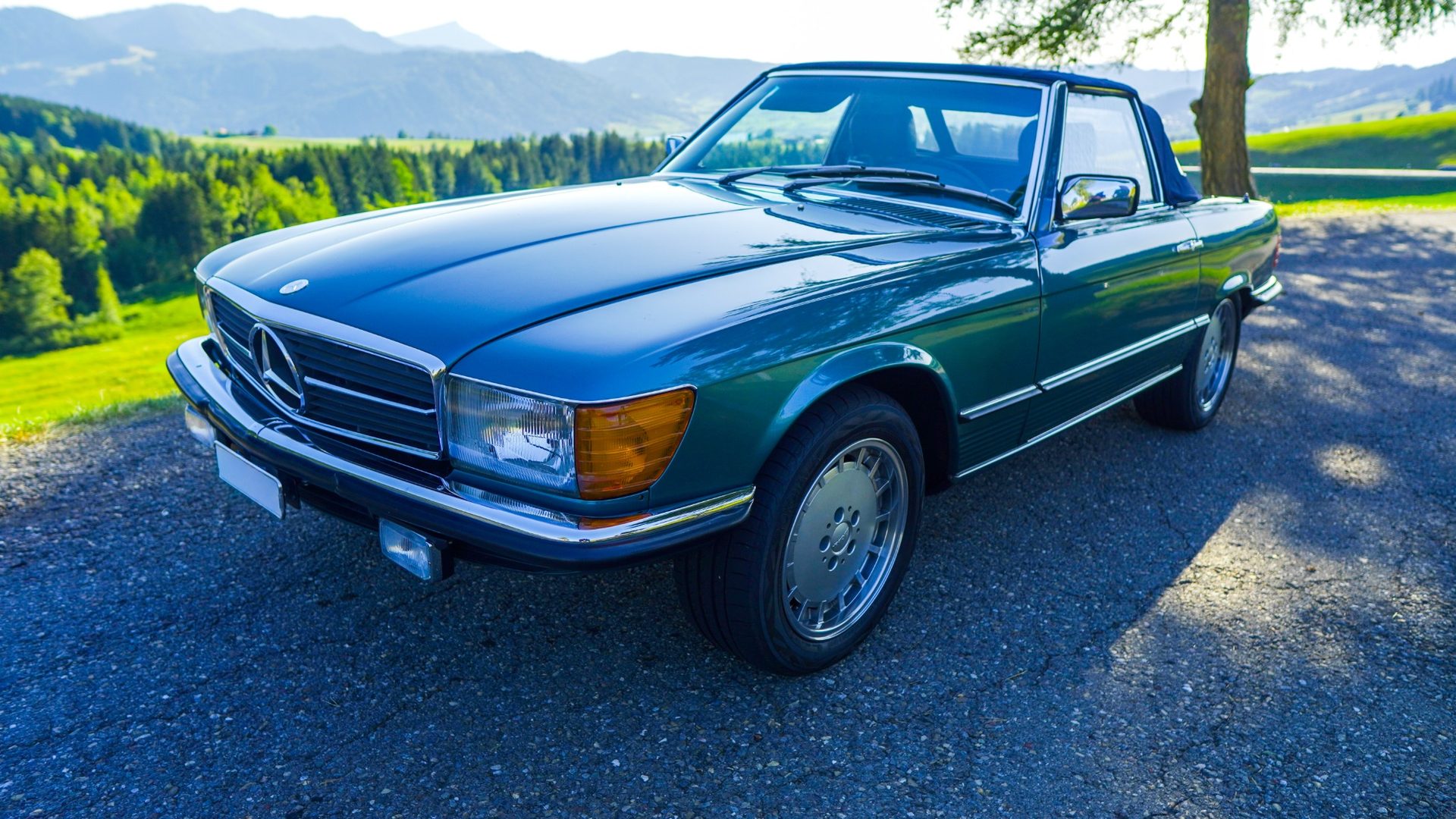 MERCEDES-BENZ R 107-image-0