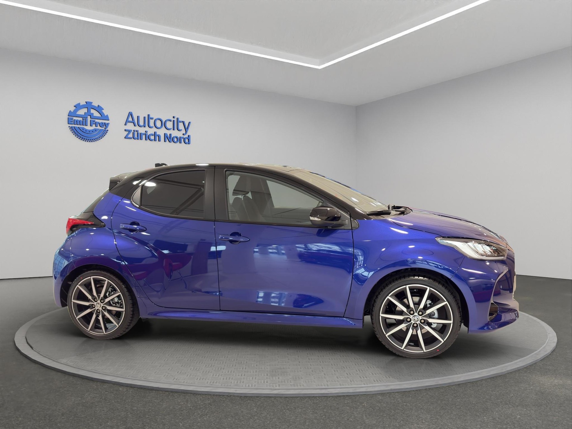 TOYOTA Yaris 1.5 VVT-i HSD GR Sport-image-3