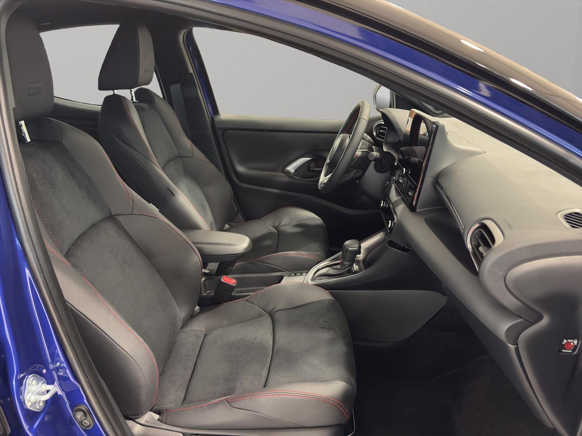 TOYOTA Yaris 1.5 VVT-i HSD GR Sport-image-9