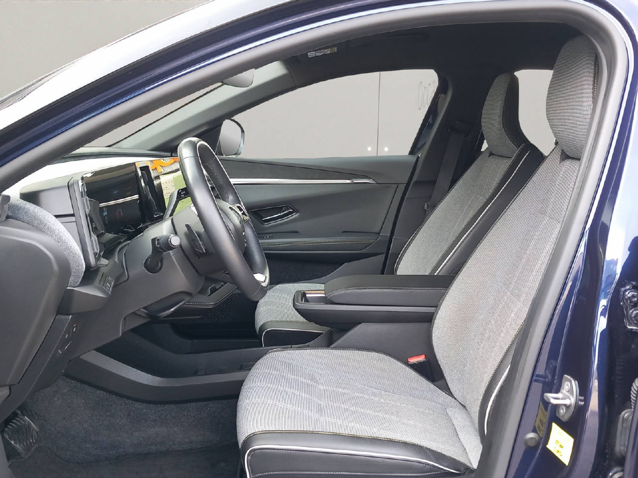RENAULT Mégane E-Tech techno-image-7