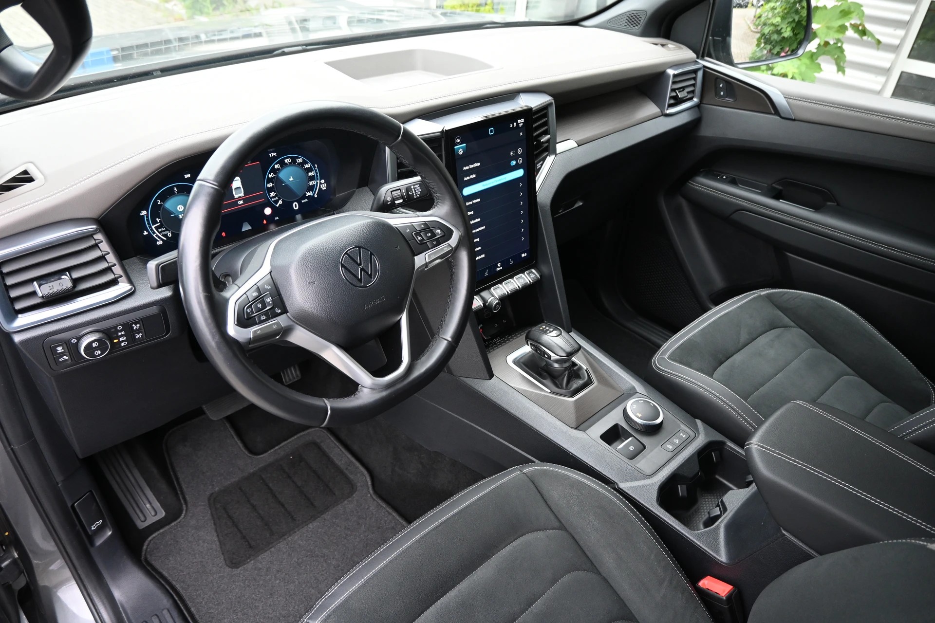 VW Amarok 3.0TDI V6 Style 4x4 240PS + AHK 3500kg-image-14