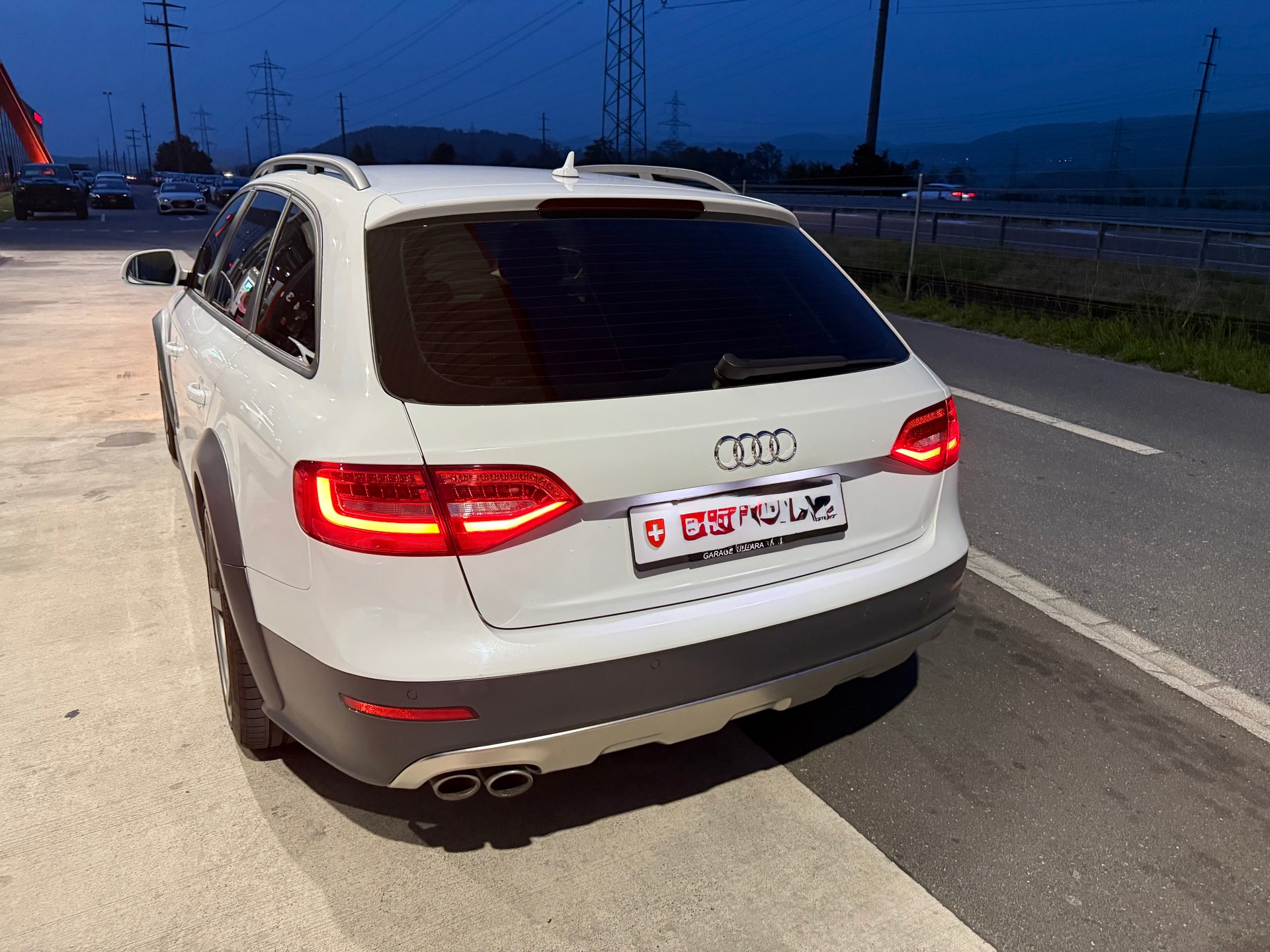 AUDI A4 ALLROAD 2.0 TDI 177-image-1