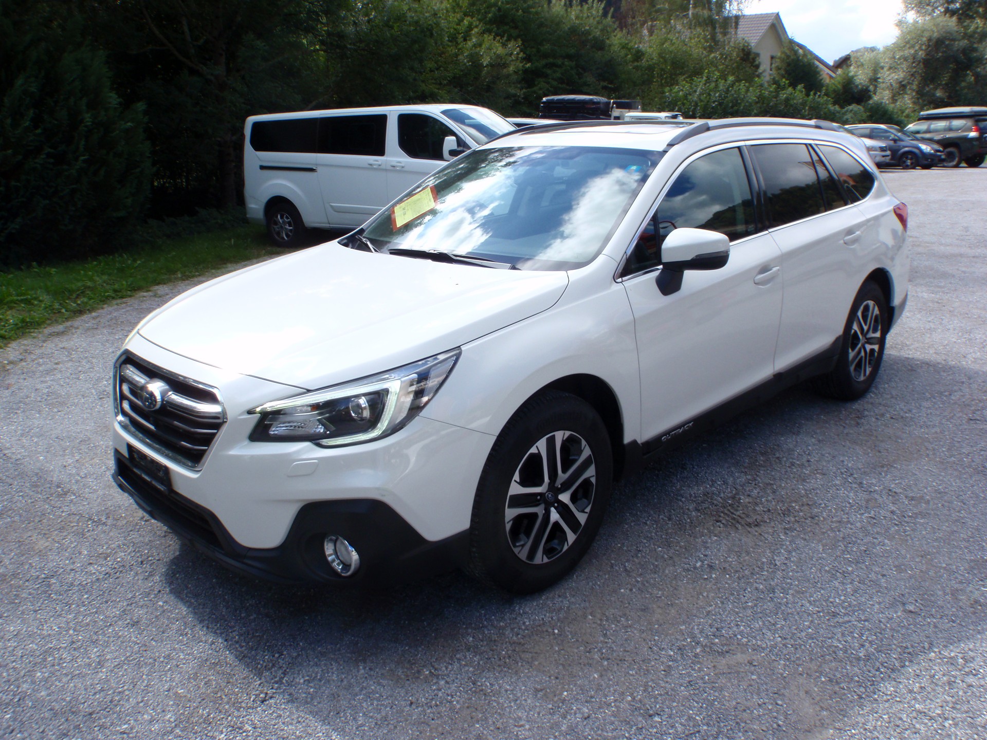 SUBARU Outback 2.5i Luxury AWD Lineartronic