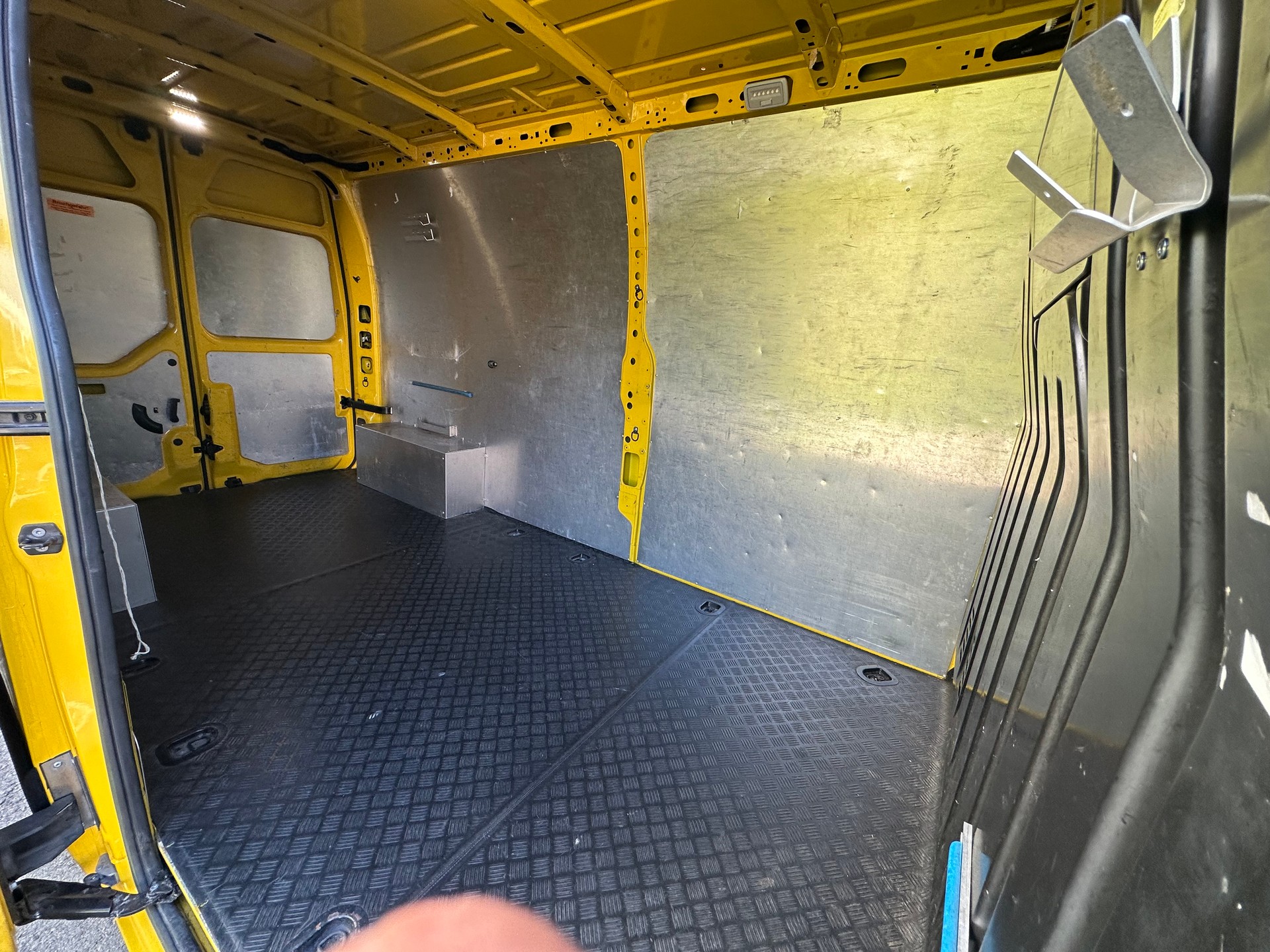 RENAULT Master T35 2.3dCi 135 L3H2-image-9