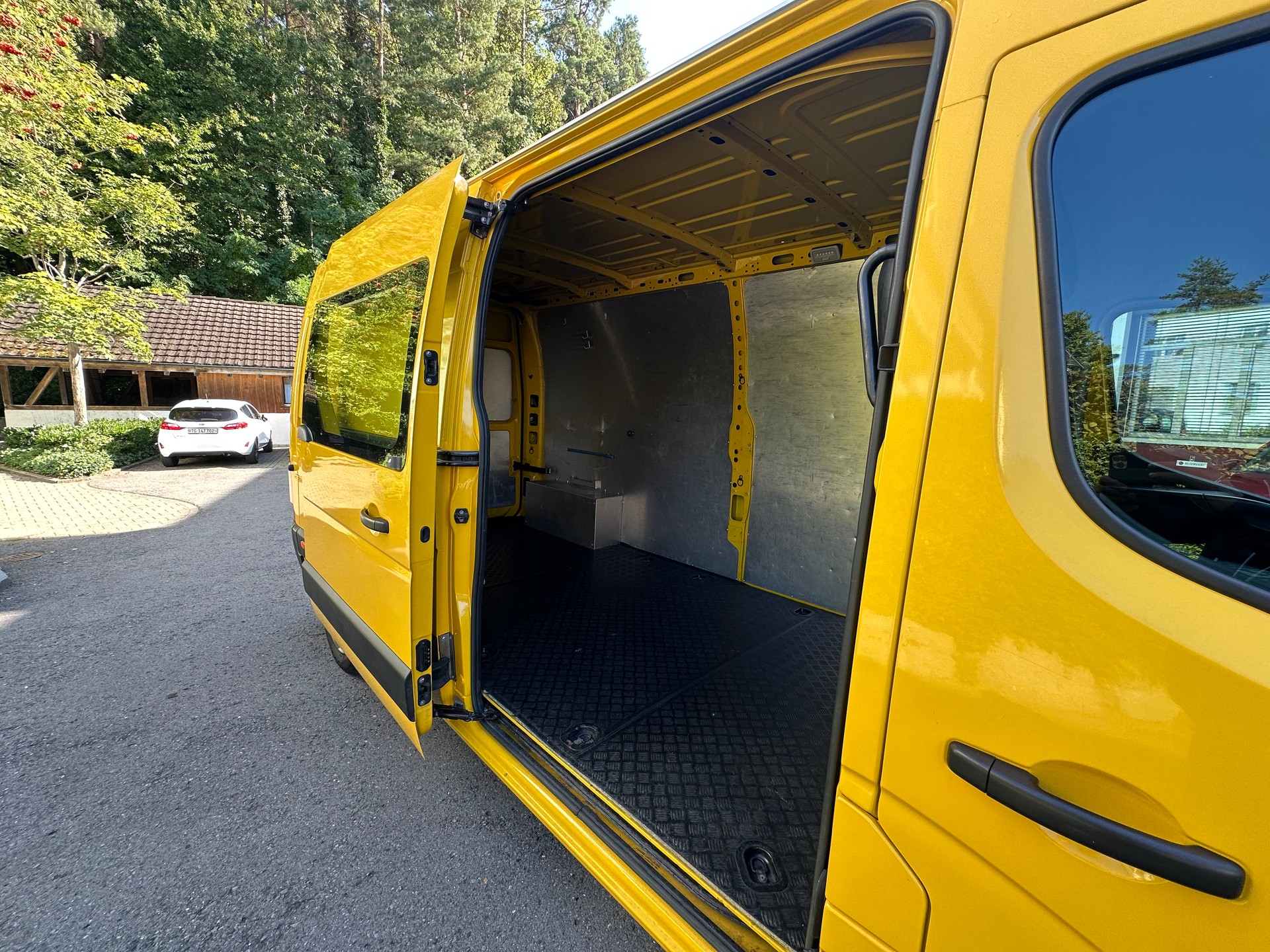RENAULT Master T35 2.3dCi 135 L3H2-image-8