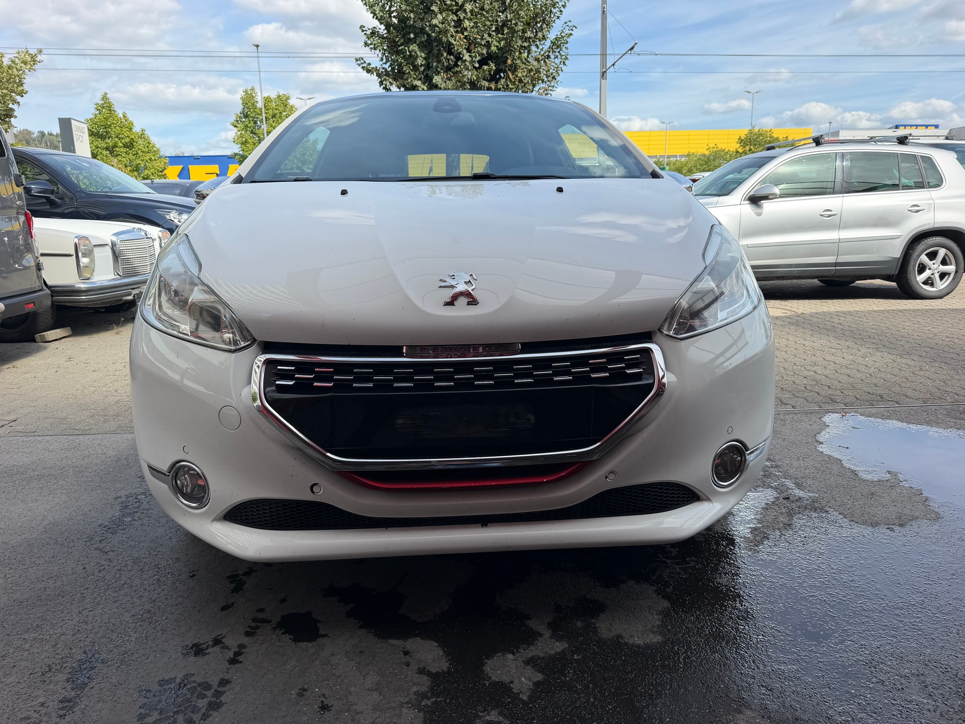 PEUGEOT 208 1.6 Turbo GTi-image-5