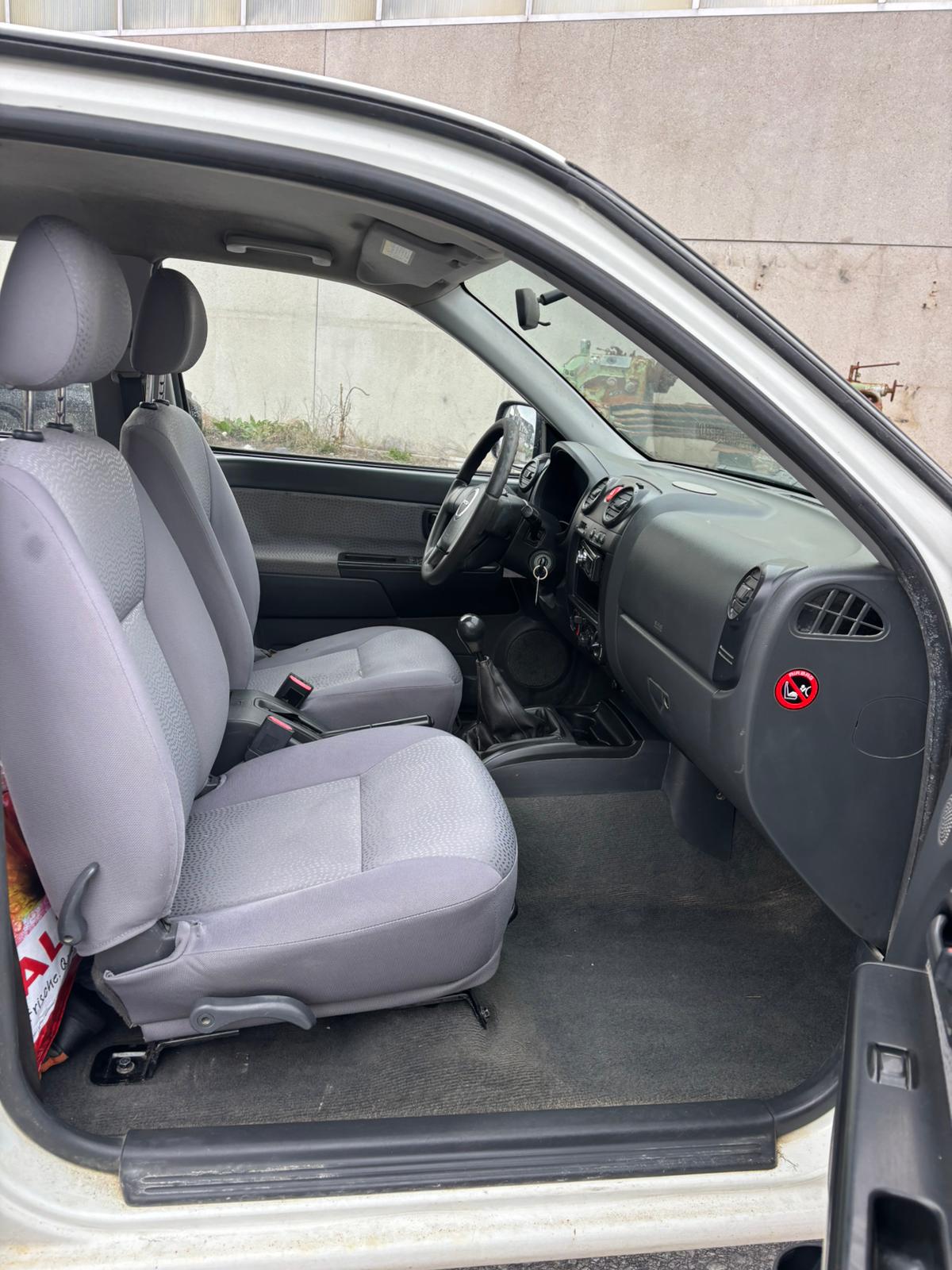 ISUZU D-MAX CrewCab L 3.0 4x4-image-6