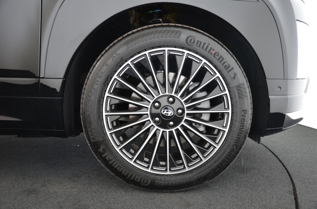 HYUNDAI Ioniq 9 110kWh Calligraphy 4WD-image-8