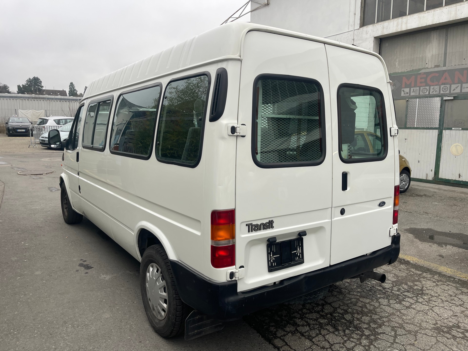 FORD Transit-image-5