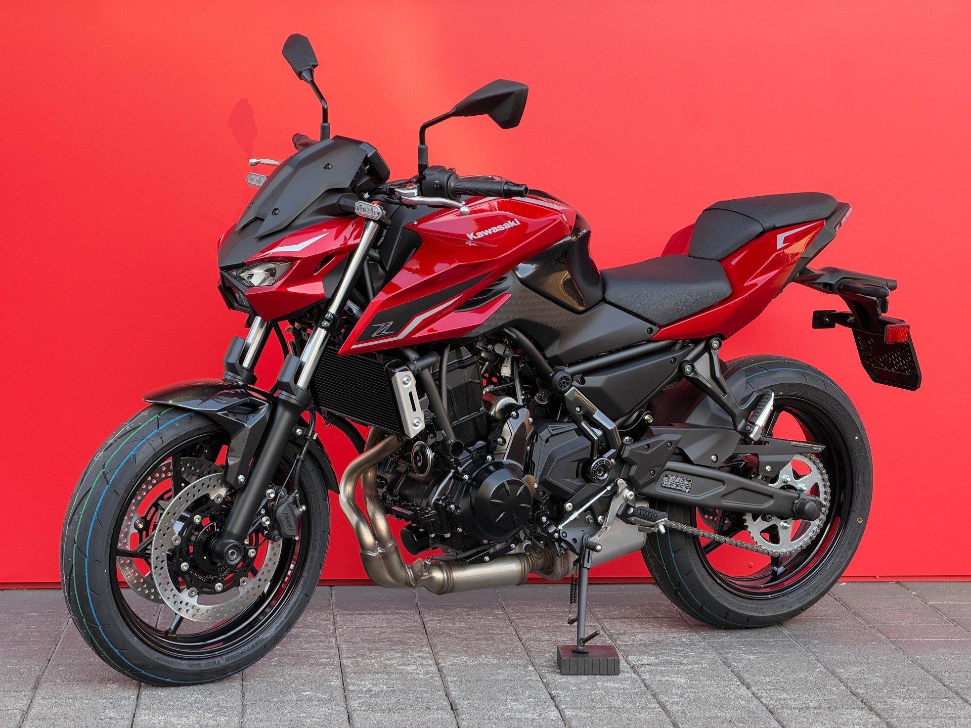 KAWASAKI Z 650 S-showroom-element-1