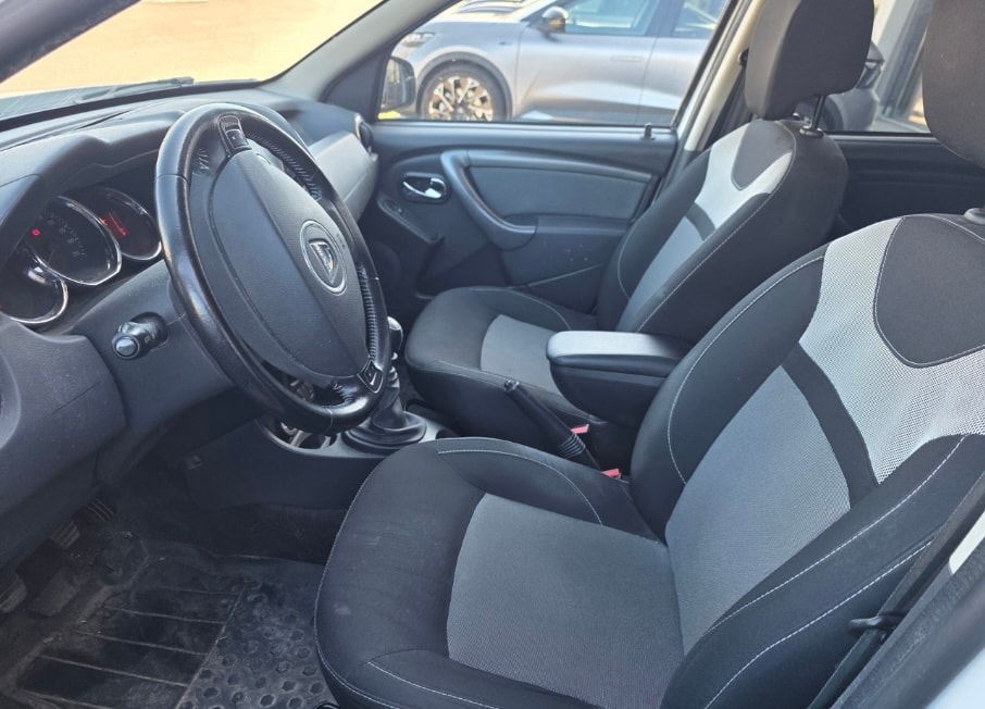 DACIA Duster 1.5 dCi Unlimited 4x4-image-8