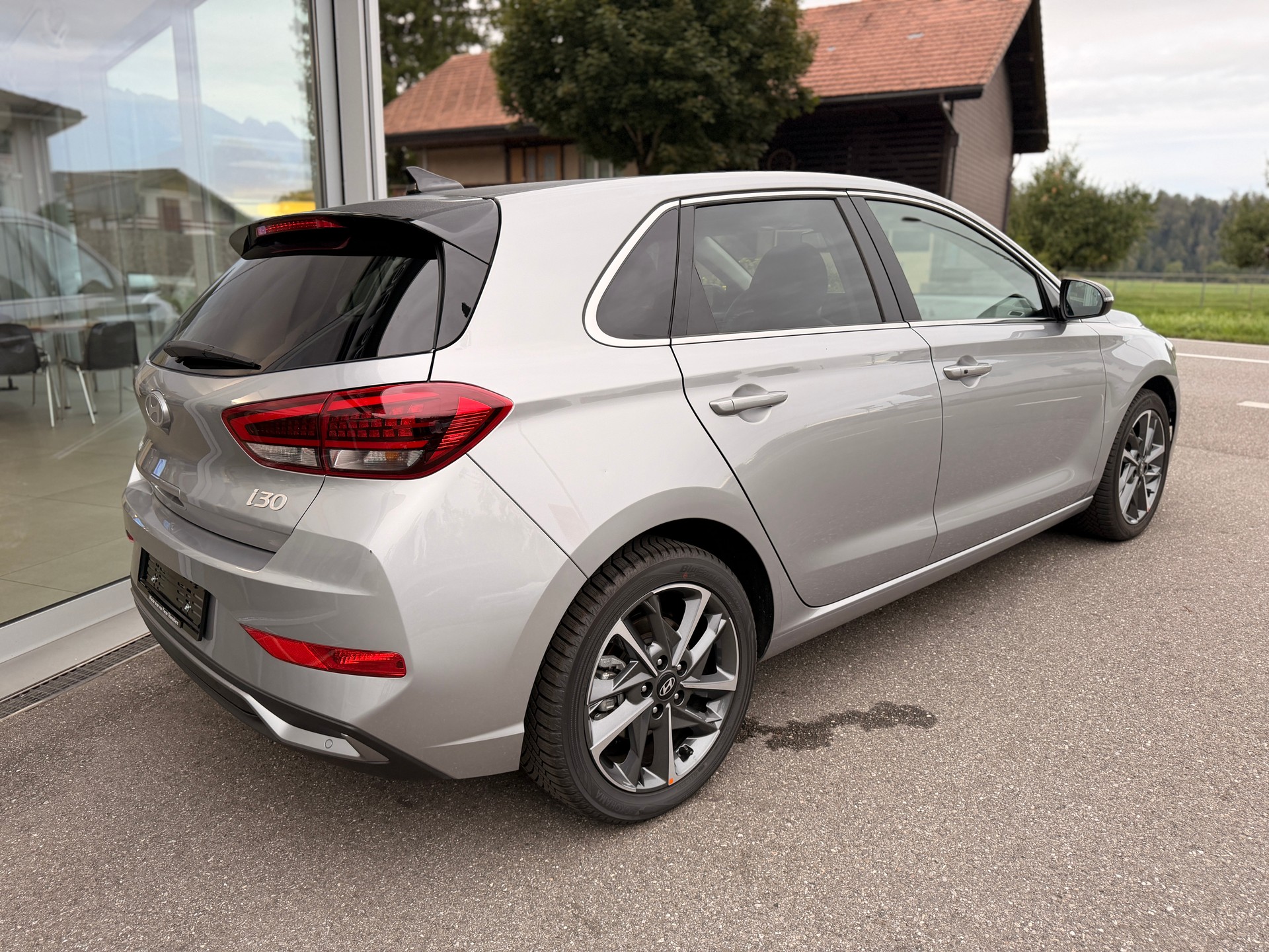 HYUNDAI i30 1.5 T-GDi Vertex DCT-image-3